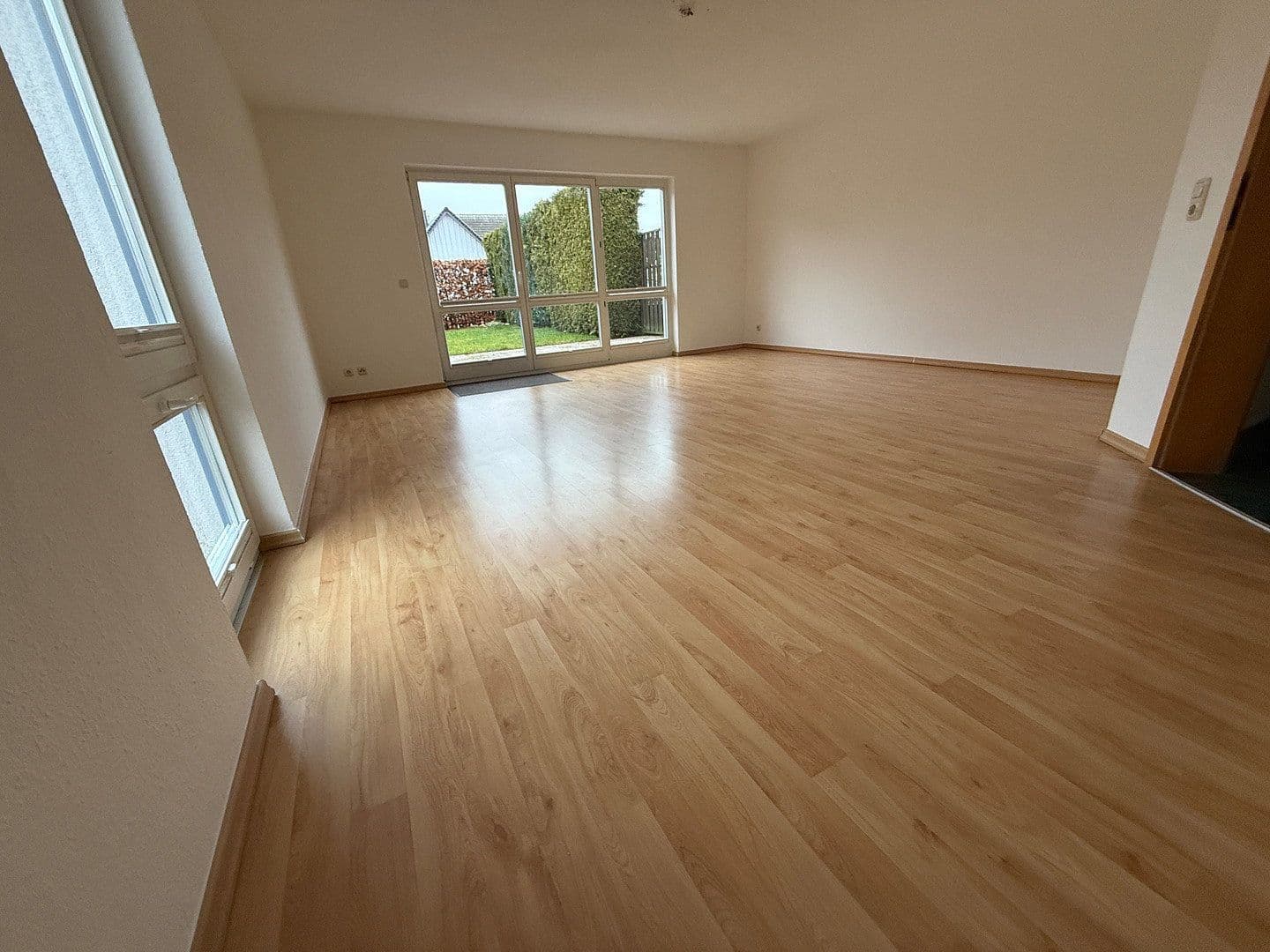 Pronájem domu 118 m², pozemek 218 m², Sommersdorf, Mecklenburg-Vorpommern Pronájem domu 118 m², pozemek 218 m², Sommersdorf, Mecklenburg-Vorpommern