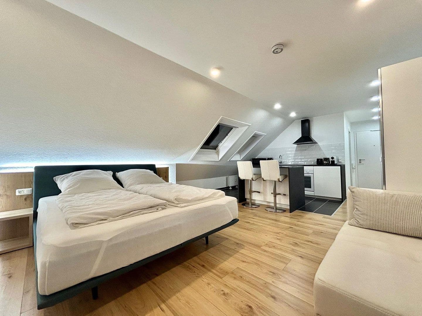 Pronájem bytu 1+1 39 m², Pattensen, Dolní Sasko Pronájem bytu 1+1 39 m², Pattensen, Dolní Sasko
