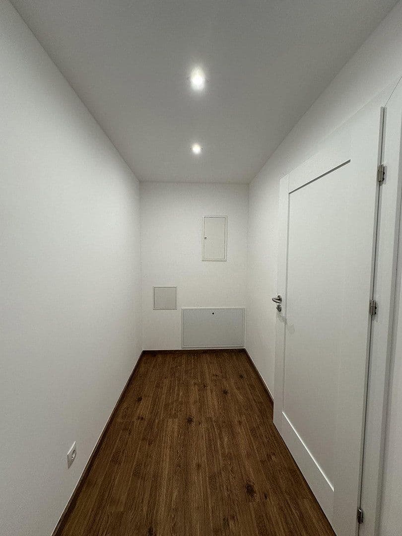Pronájem bytu 2+1 65 m², Badstr. 131, Egloffstein, Bavorsko Pronájem bytu 2+1 65 m², Badstr. 131, Egloffstein, Bavorsko