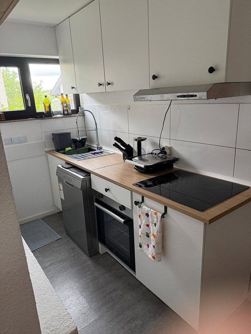 Pronájem bytu 3+1 61 m², Eberdingen, Bádensko-Württembersko Pronájem bytu 3+1 61 m², Eberdingen, Bádensko-Württembersko