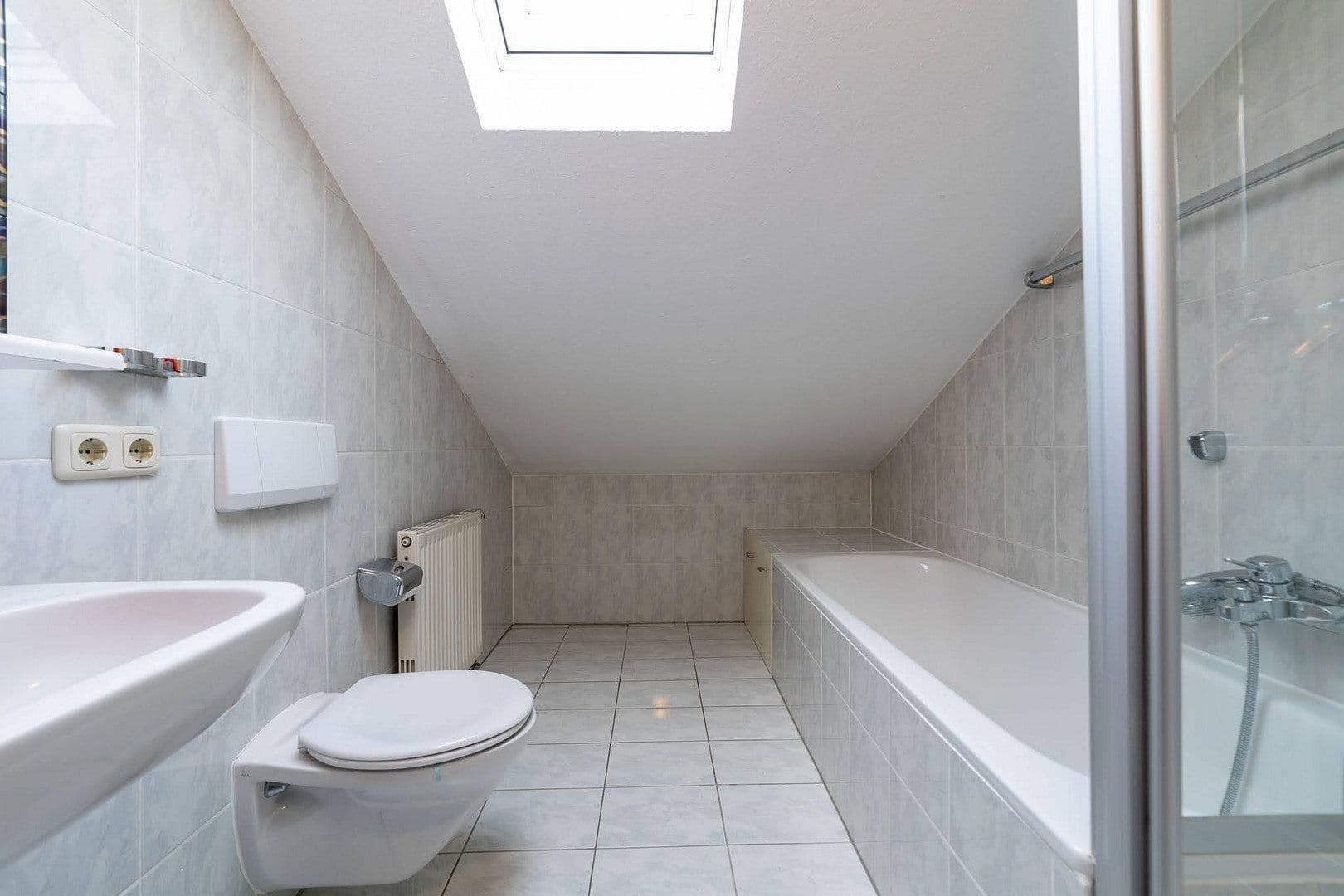 Prodej bytu 3+1 84 m², Bruckmühl, Bavorsko Prodej bytu 3+1 84 m², Bruckmühl, Bavorsko