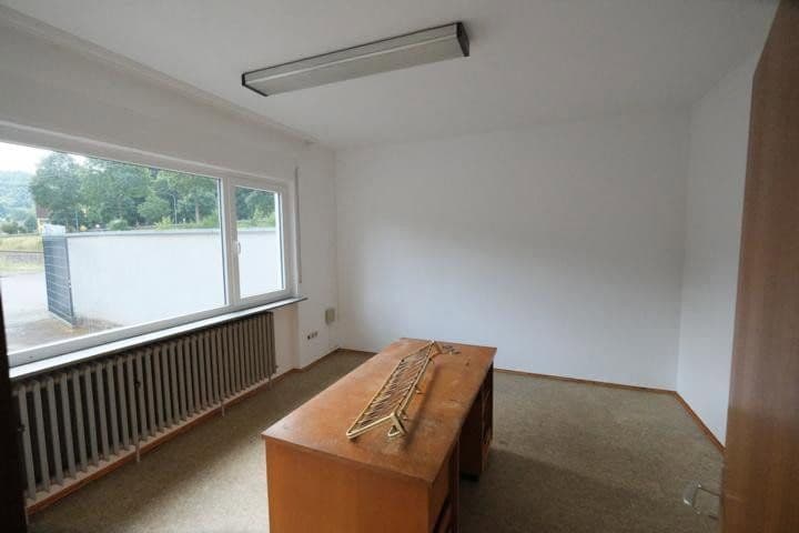 Pronájem nebytového prostoru 300 m², Rodalben, Porýní-Falc Pronájem nebytového prostoru 300 m², Rodalben, Porýní-Falc