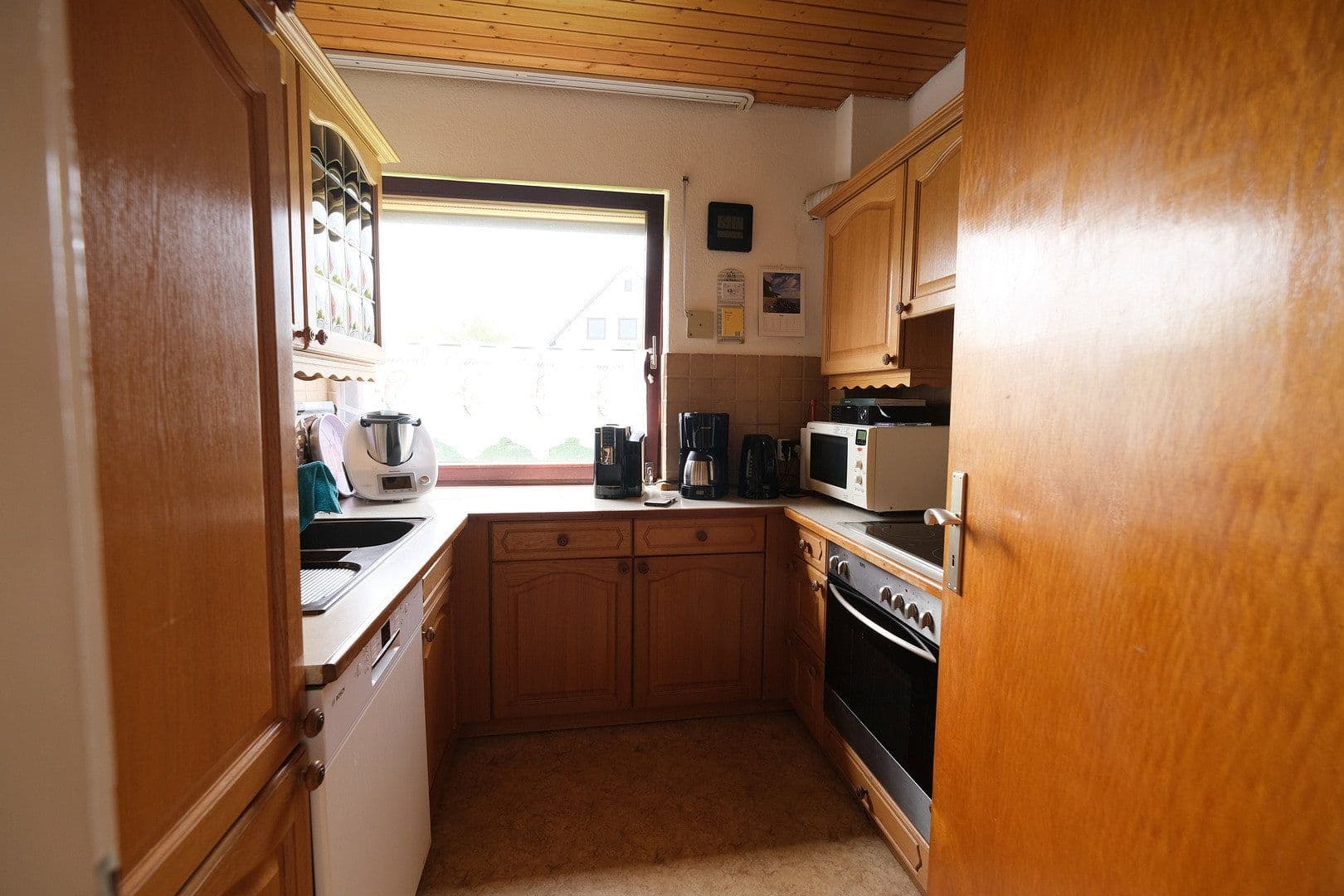 Pronájem domu 100 m², pozemek 870 m², Kassel, Hessen Pronájem domu 100 m², pozemek 870 m², Kassel, Hessen