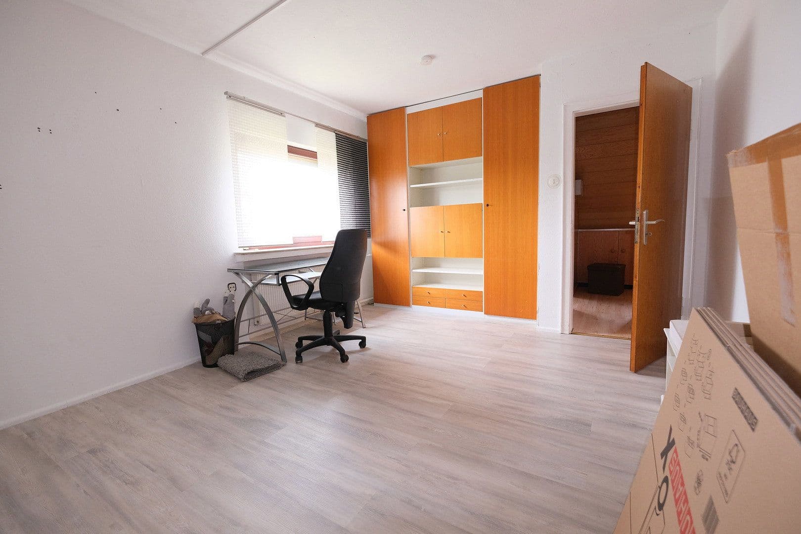 Pronájem domu 100 m², pozemek 870 m², Kassel, Hessen Pronájem domu 100 m², pozemek 870 m², Kassel, Hessen
