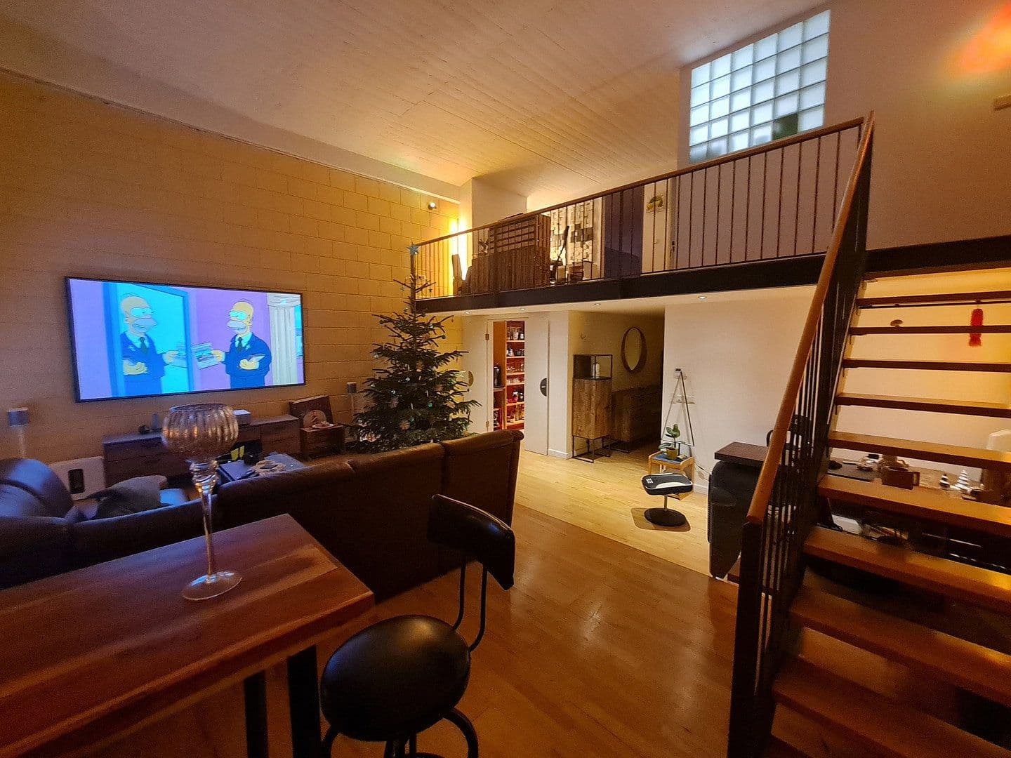 Pronájem bytu 4+1 132 m², Holbeinstraße 14, Leipzig, Sasko Pronájem bytu 4+1 132 m², Holbeinstraße 14, Leipzig, Sasko
