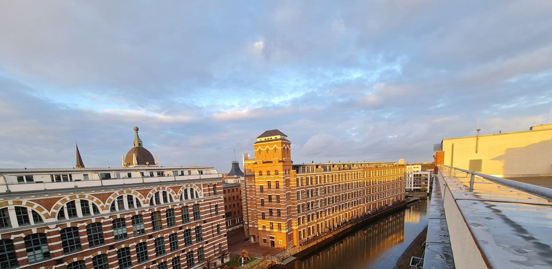 Pronájem bytu 4+1 132 m², Holbeinstraße 14, Leipzig, Sasko Pronájem bytu 4+1 132 m², Holbeinstraße 14, Leipzig, Sasko