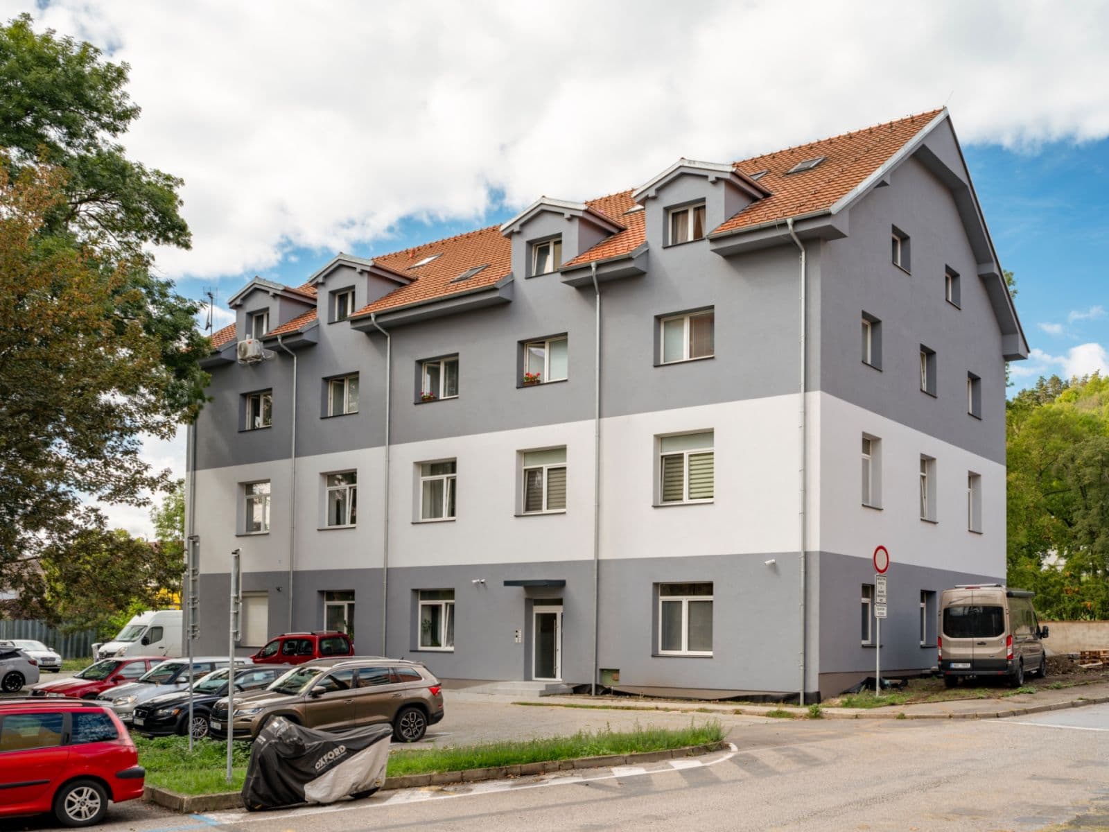 Prodej bytu 1+kk 26 m², Tovární, Beroun, Středočeský kraj Prodej bytu 1+kk 26 m², Tovární, Beroun, Středočeský kraj
