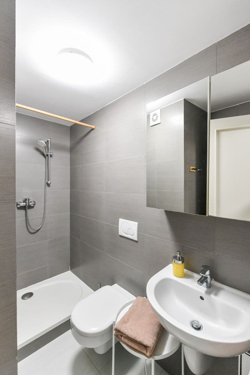 Prodej bytu 2+kk 43 m², Sázavská, Praha, Praha Prodej bytu 2+kk 43 m², Sázavská, Praha, Praha