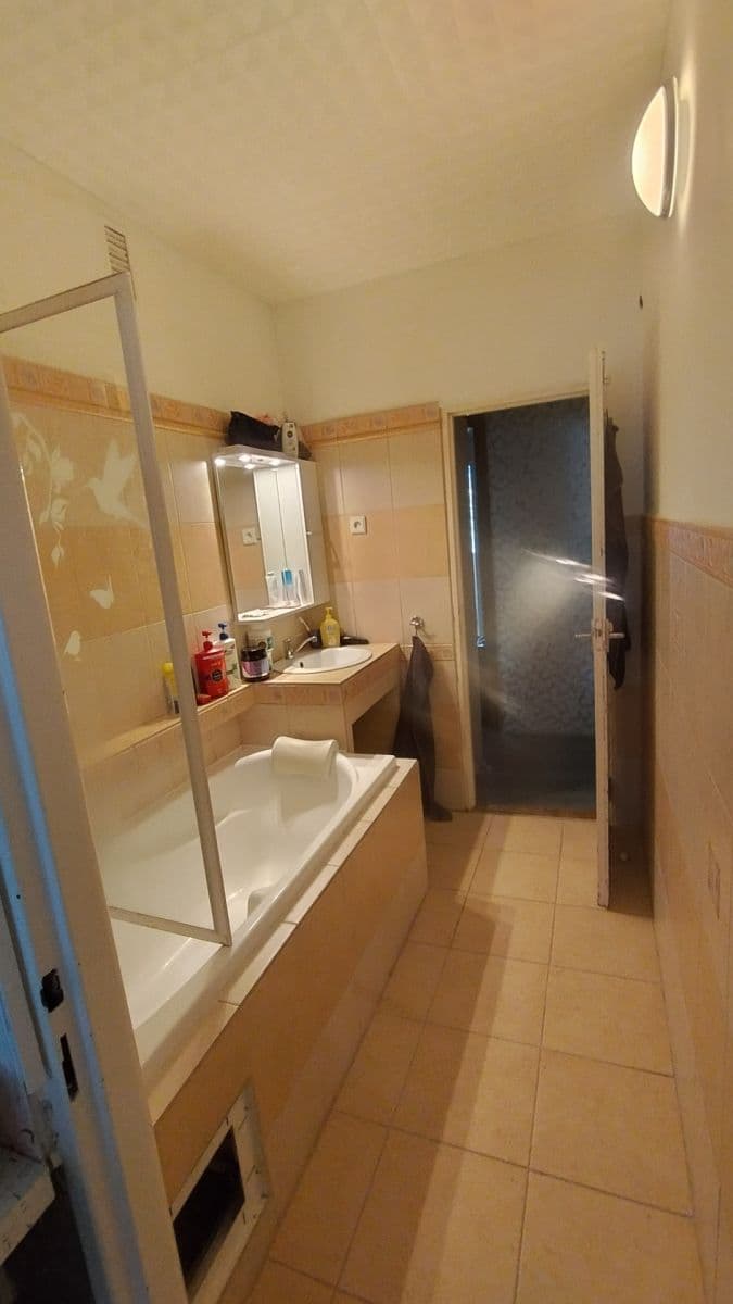 Pronájem bytu 3+1 68 m², Štíbrova, Praha, Praha Pronájem bytu 3+1 68 m², Štíbrova, Praha, Praha