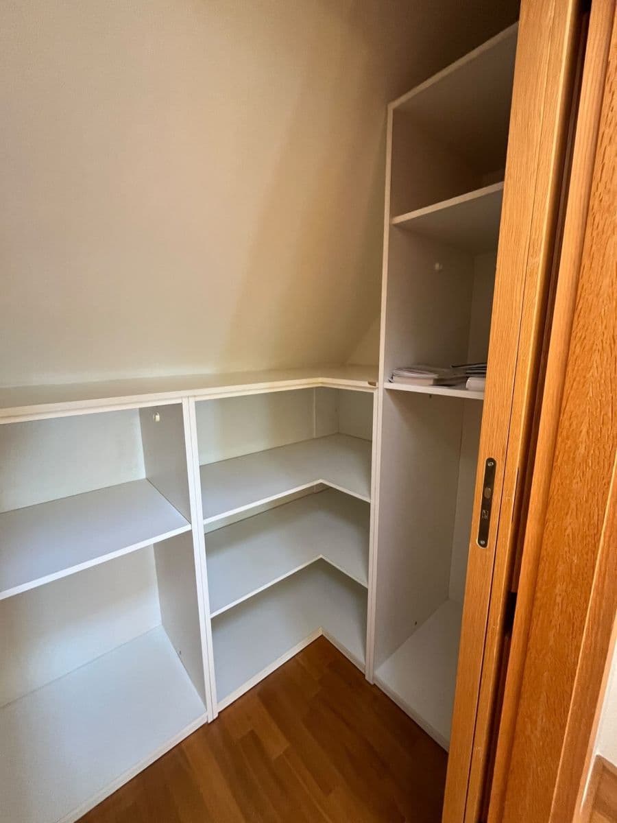 Pronájem bytu 3+kk 100 m², Českomalínská, Praha, Praha Pronájem bytu 3+kk 100 m², Českomalínská, Praha, Praha