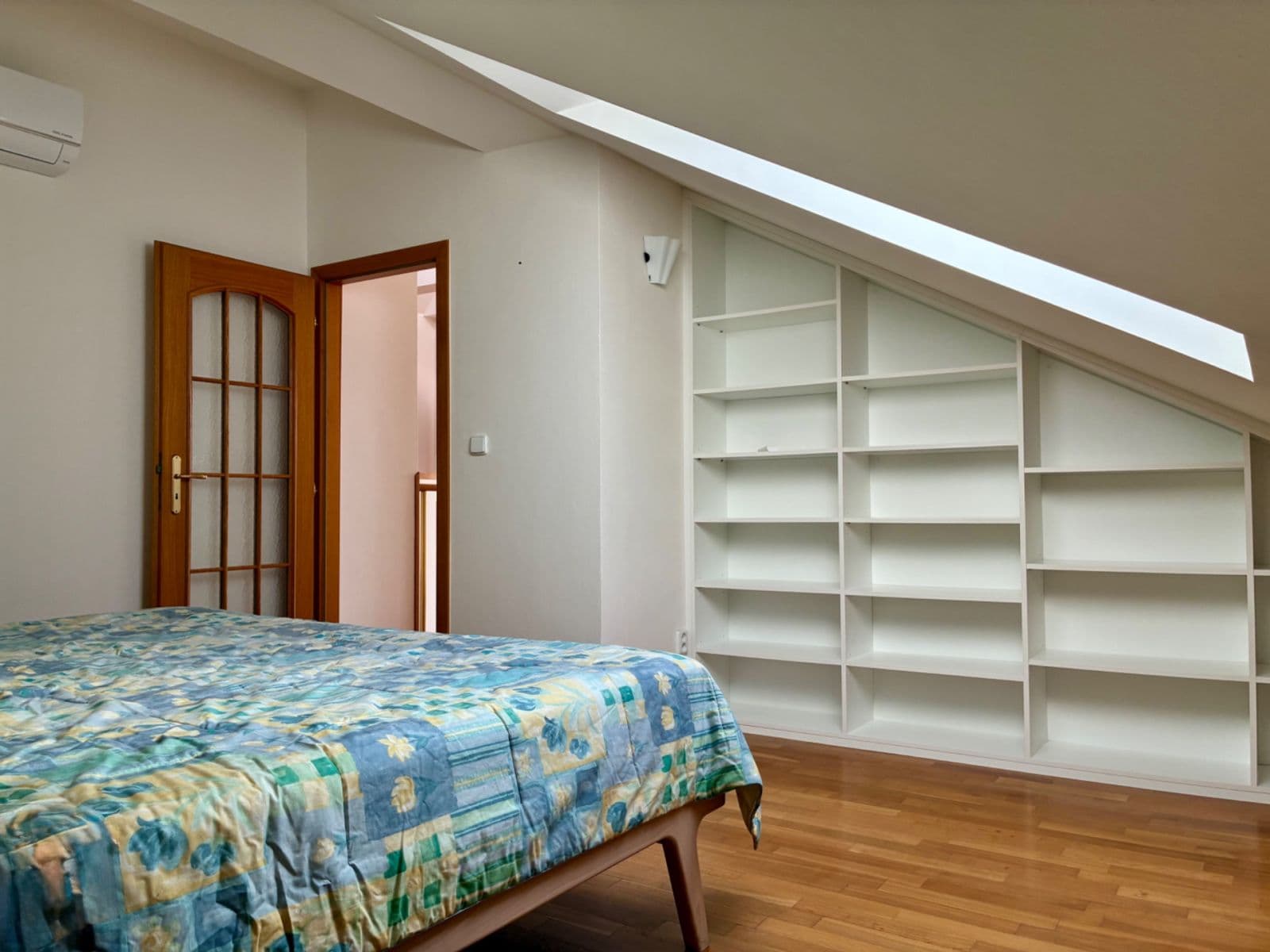 Pronájem bytu 3+kk 100 m², Českomalínská, Praha, Praha Pronájem bytu 3+kk 100 m², Českomalínská, Praha, Praha