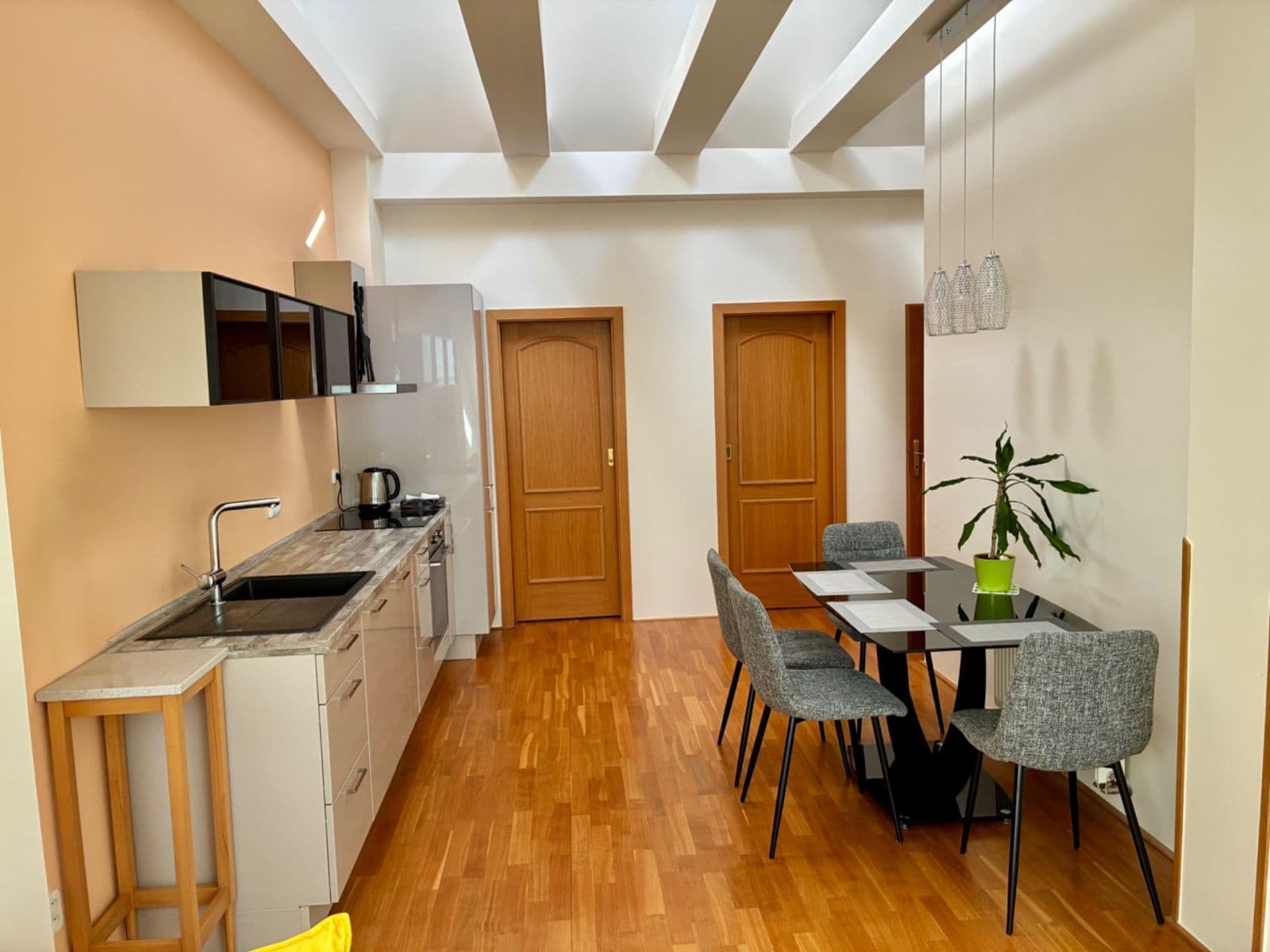 Pronájem bytu 3+kk 100 m², Českomalínská, Praha, Praha Pronájem bytu 3+kk 100 m², Českomalínská, Praha, Praha
