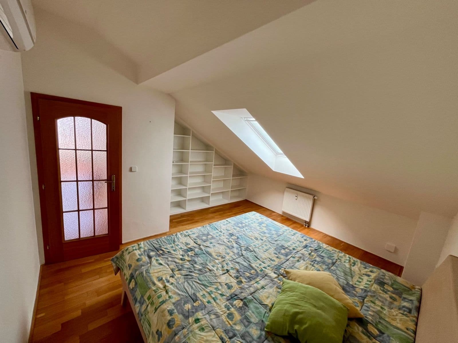 Pronájem bytu 3+kk 100 m², Českomalínská, Praha, Praha Pronájem bytu 3+kk 100 m², Českomalínská, Praha, Praha