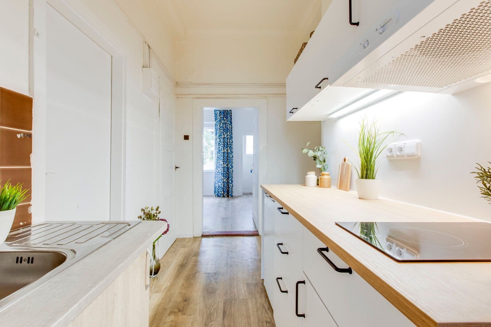 Pronájem bytu 2+1 44 m², Jeseniova, Praha, Praha Pronájem bytu 2+1 44 m², Jeseniova, Praha, Praha