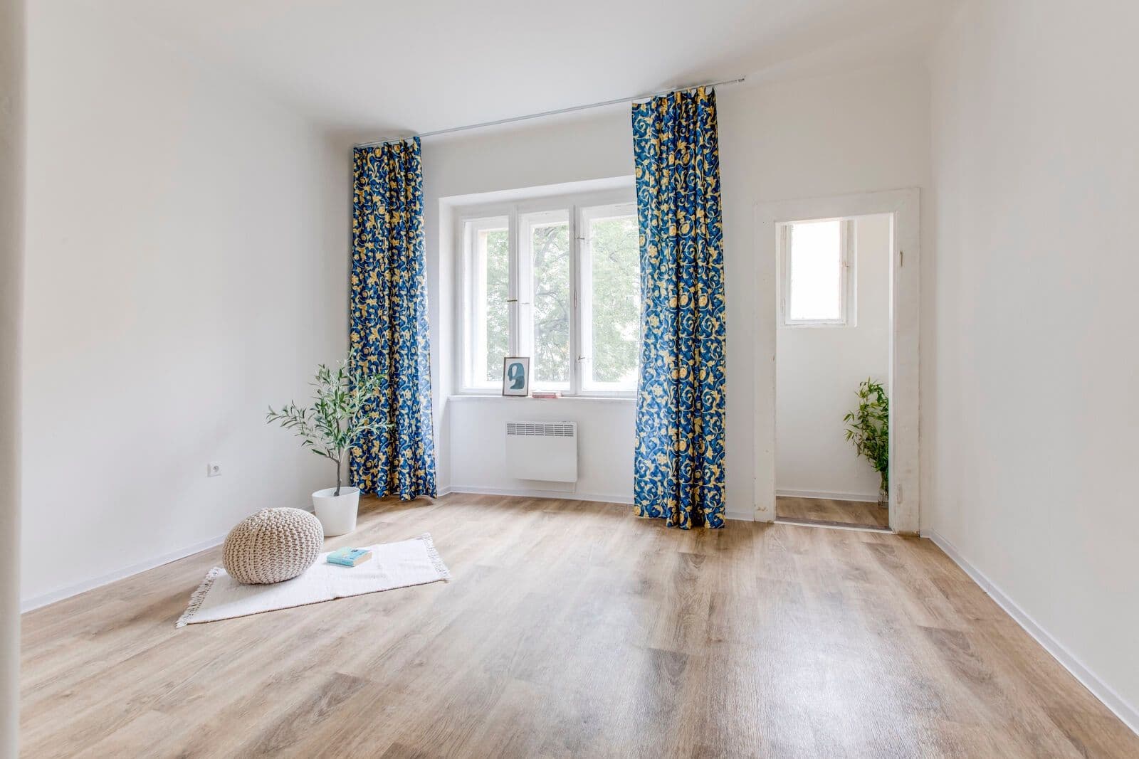 Pronájem bytu 2+1 44 m², Jeseniova, Praha, Praha Pronájem bytu 2+1 44 m², Jeseniova, Praha, Praha