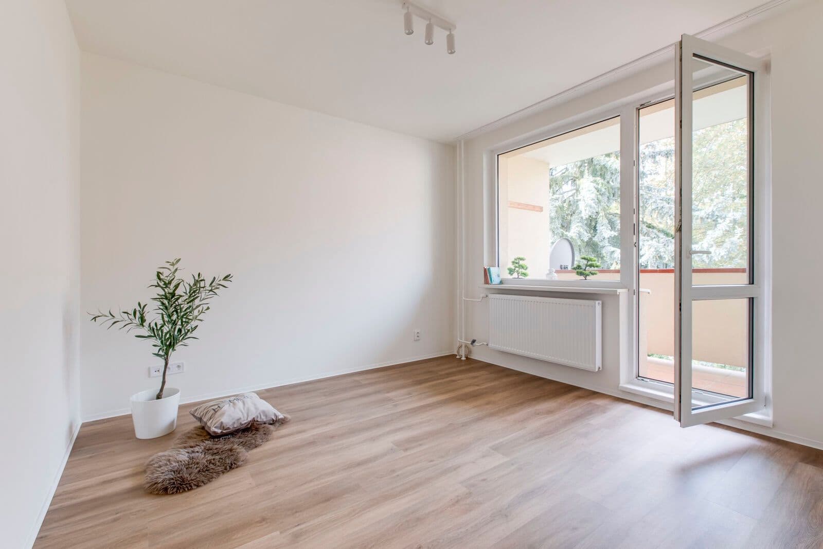 Pronájem bytu 3+1 67 m², Tasovská, Praha, Praha Pronájem bytu 3+1 67 m², Tasovská, Praha, Praha