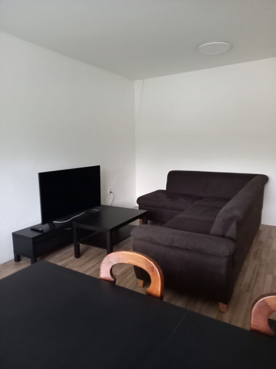 Pronájem bytu 4+kk 85 m², Krhanice, Středočeský kraj Pronájem bytu 4+kk 85 m², Krhanice, Středočeský kraj