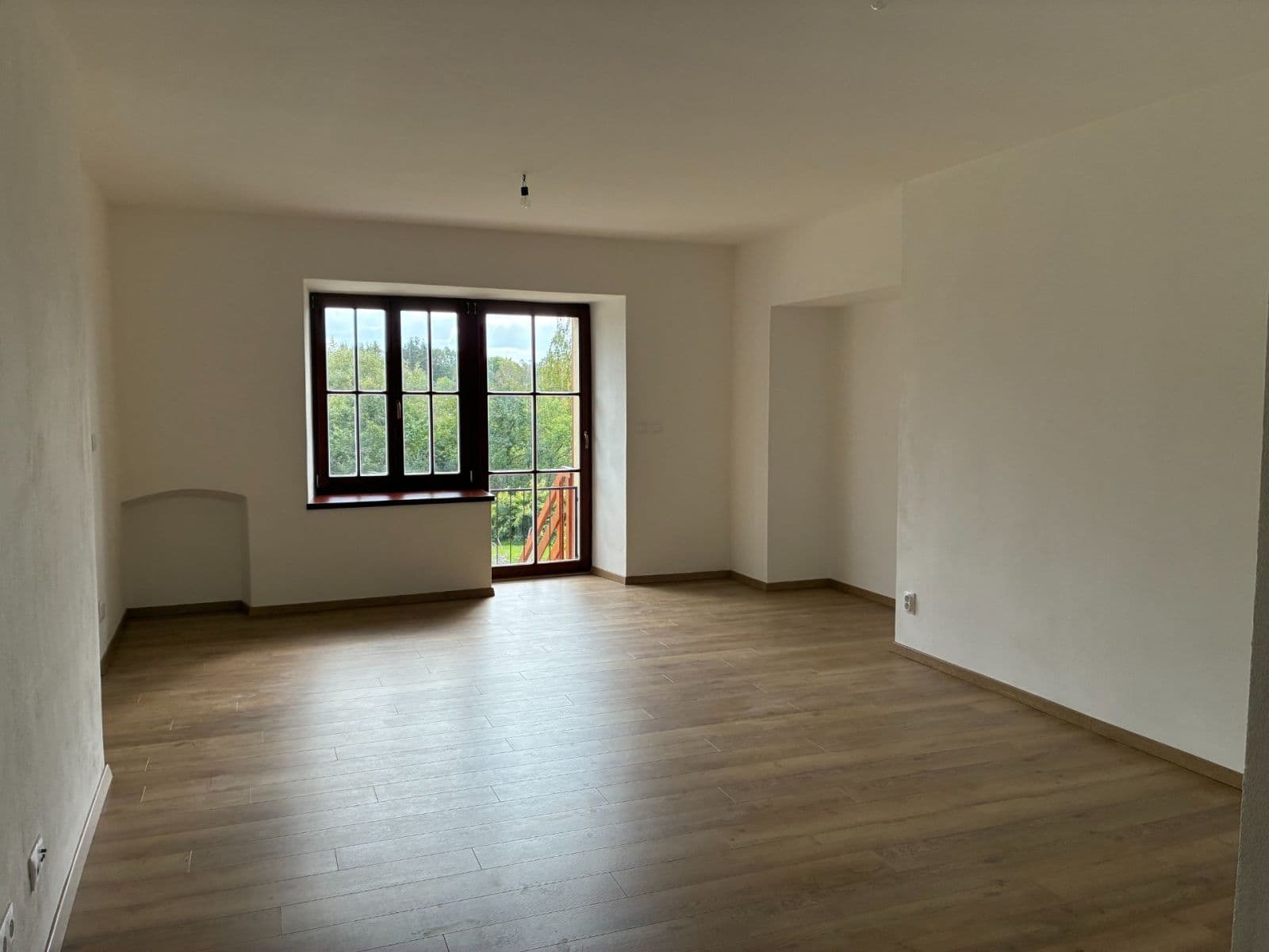 Pronájem bytu 2+kk 85 m², Český Krumlov, Jihočeský kraj Pronájem bytu 2+kk 85 m², Český Krumlov, Jihočeský kraj