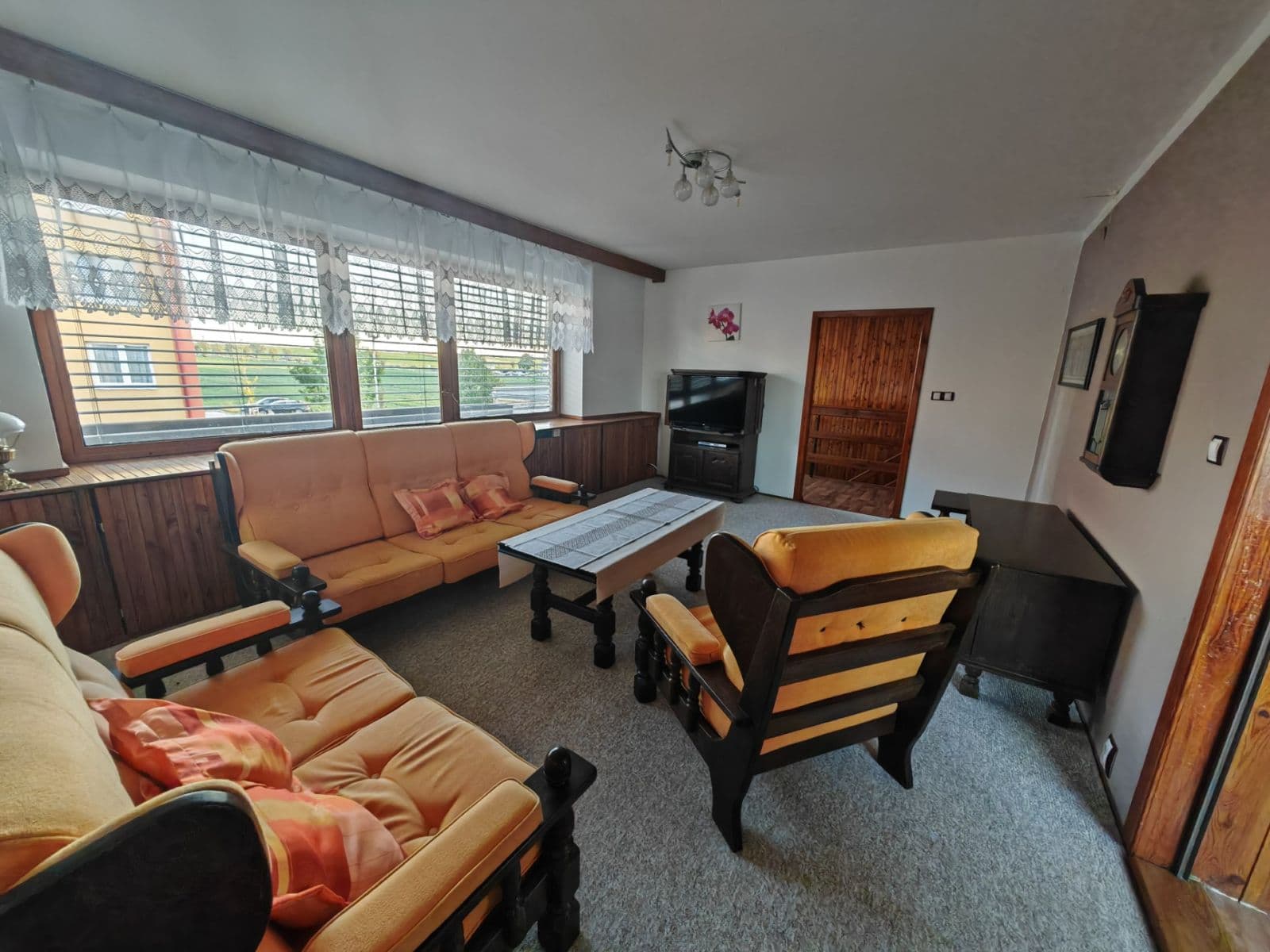Pronájem domu 120 m², pozemek 460 m², Jaroslava Vrchlického, Žatec, Ústecký kraj Pronájem domu 120 m², pozemek 460 m², Jaroslava Vrchlického, Žatec, Ústecký kraj