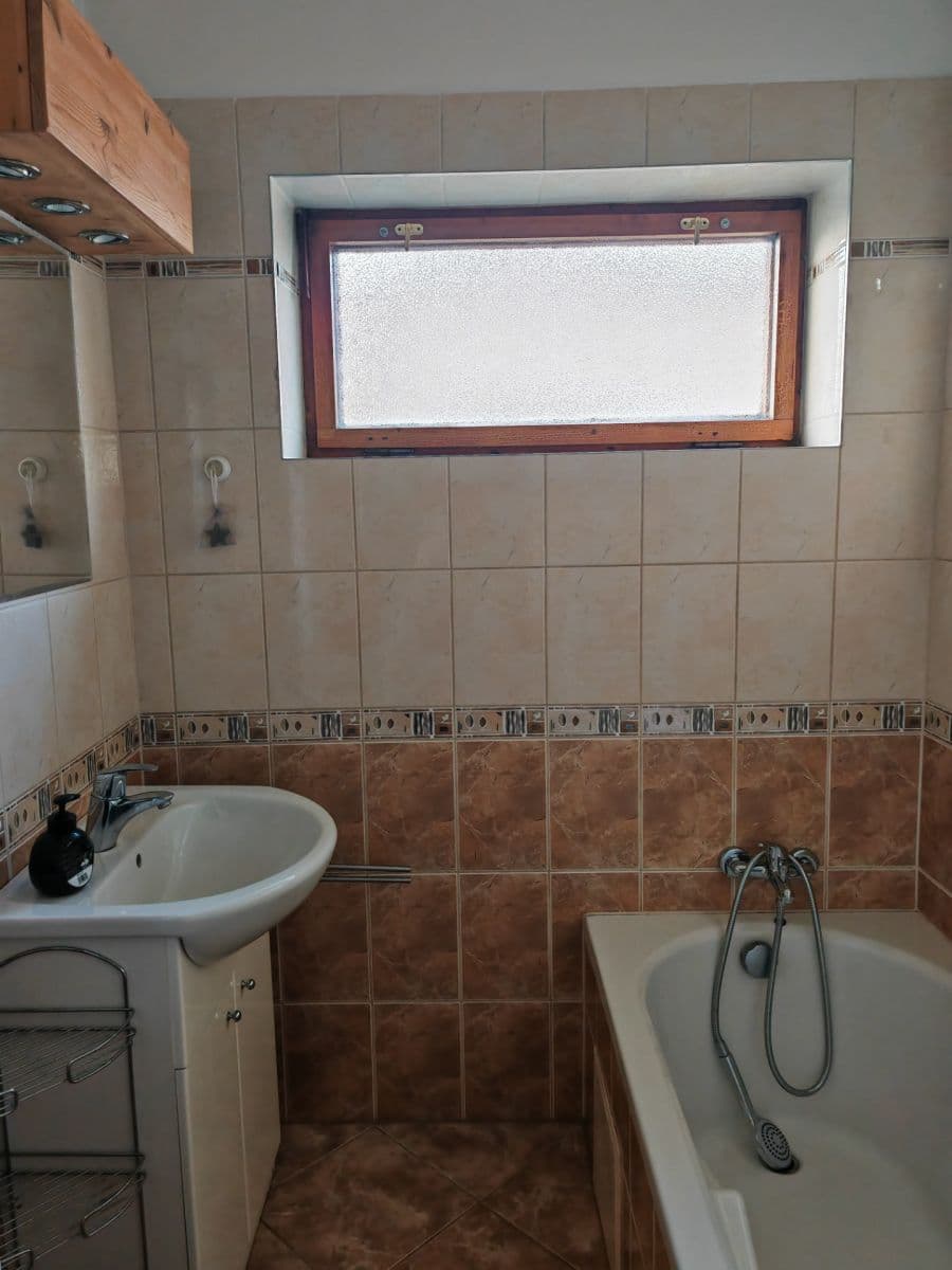 Pronájem domu 120 m², pozemek 460 m², Jaroslava Vrchlického, Žatec, Ústecký kraj Pronájem domu 120 m², pozemek 460 m², Jaroslava Vrchlického, Žatec, Ústecký kraj