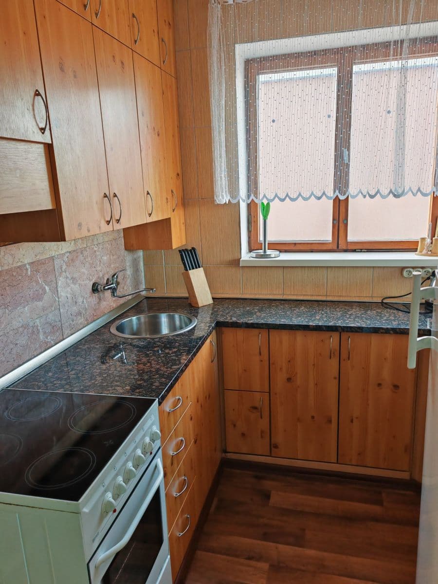 Pronájem domu 120 m², pozemek 460 m², Jaroslava Vrchlického, Žatec, Ústecký kraj Pronájem domu 120 m², pozemek 460 m², Jaroslava Vrchlického, Žatec, Ústecký kraj
