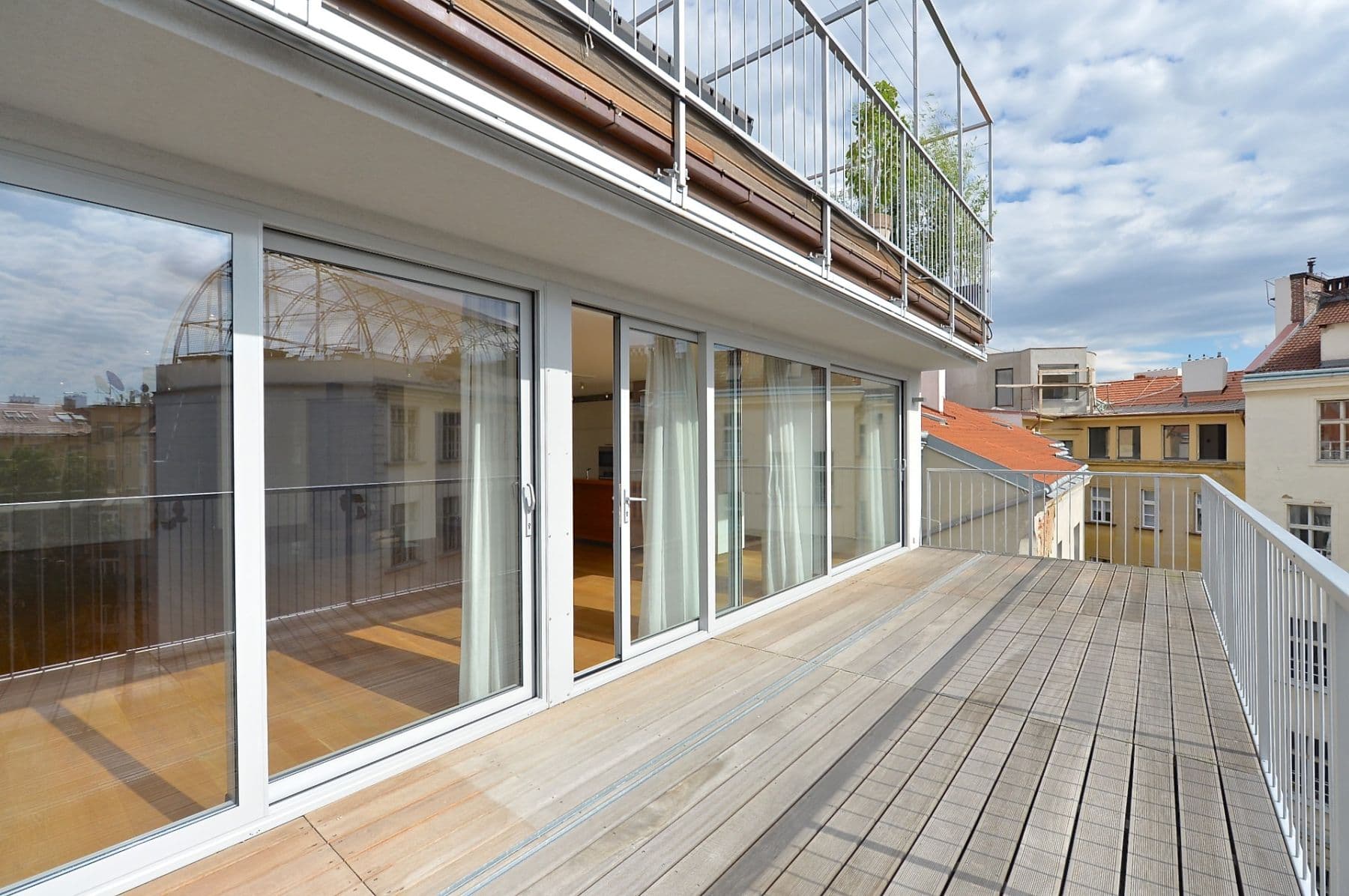 Pronájem bytu 4+kk 203 m², Laubova, Praha, Praha Pronájem bytu 4+kk 203 m², Laubova, Praha, Praha