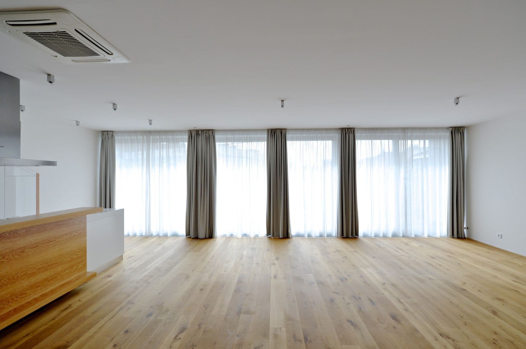 Pronájem bytu 4+kk 203 m², Laubova, Praha, Praha Pronájem bytu 4+kk 203 m², Laubova, Praha, Praha