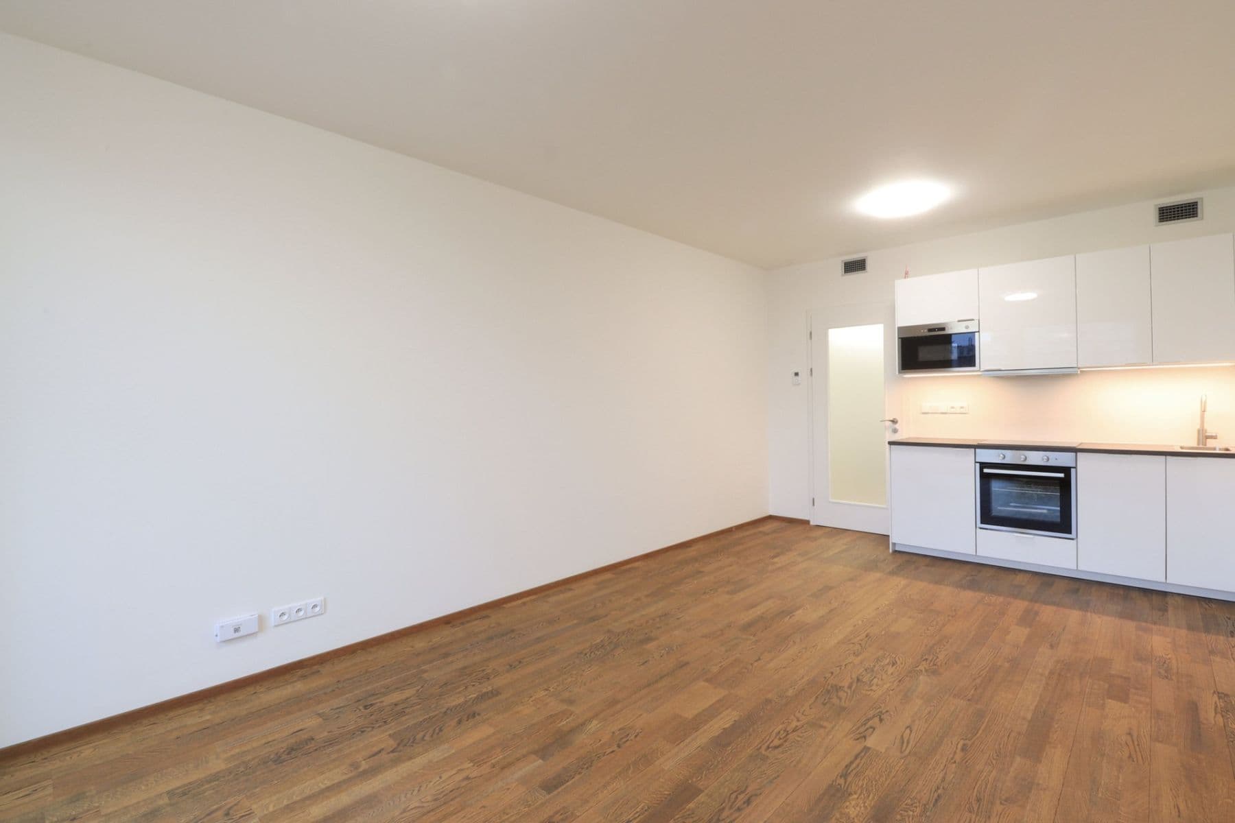 Pronájem bytu 1+kk 35 m², Smržových, Praha, Praha Pronájem bytu 1+kk 35 m², Smržových, Praha, Praha