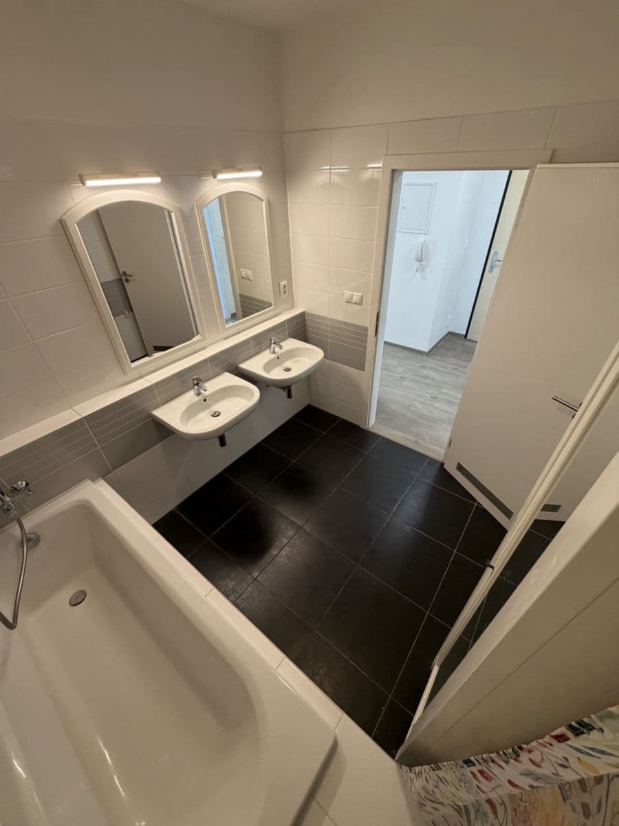 Prodej bytu 3+kk 81 m², Jantarová, Ostrava, Moravskoslezský kraj Prodej bytu 3+kk 81 m², Jantarová, Ostrava, Moravskoslezský kraj