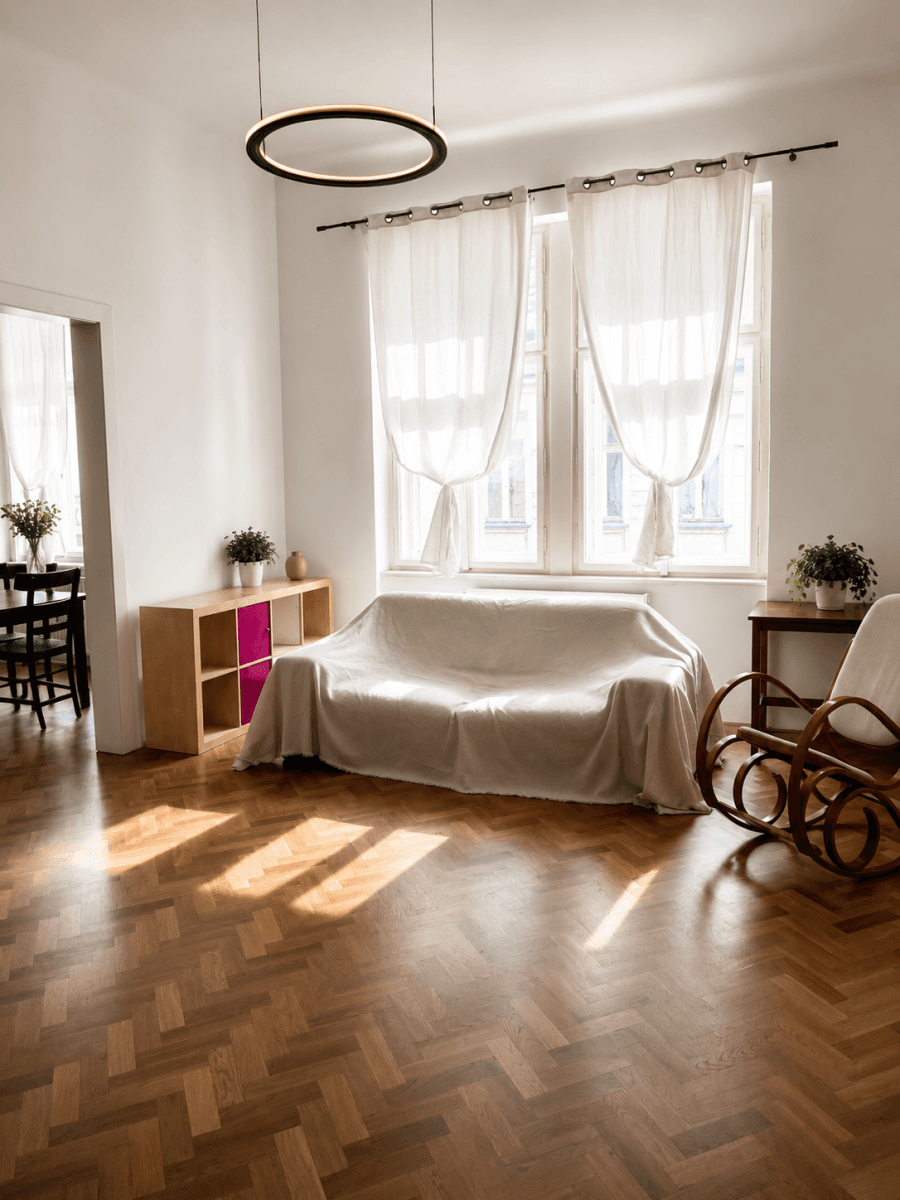 Pronájem bytu 3+1 94 m², Pštrossova, Praha, Praha Pronájem bytu 3+1 94 m², Pštrossova, Praha, Praha