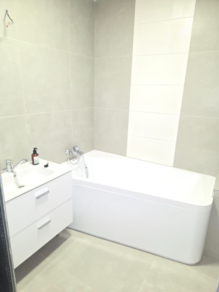 Pronájem bytu 3+kk 56 m², Pražská, Znojmo, Jihomoravský kraj Pronájem bytu 3+kk 56 m², Pražská, Znojmo, Jihomoravský kraj