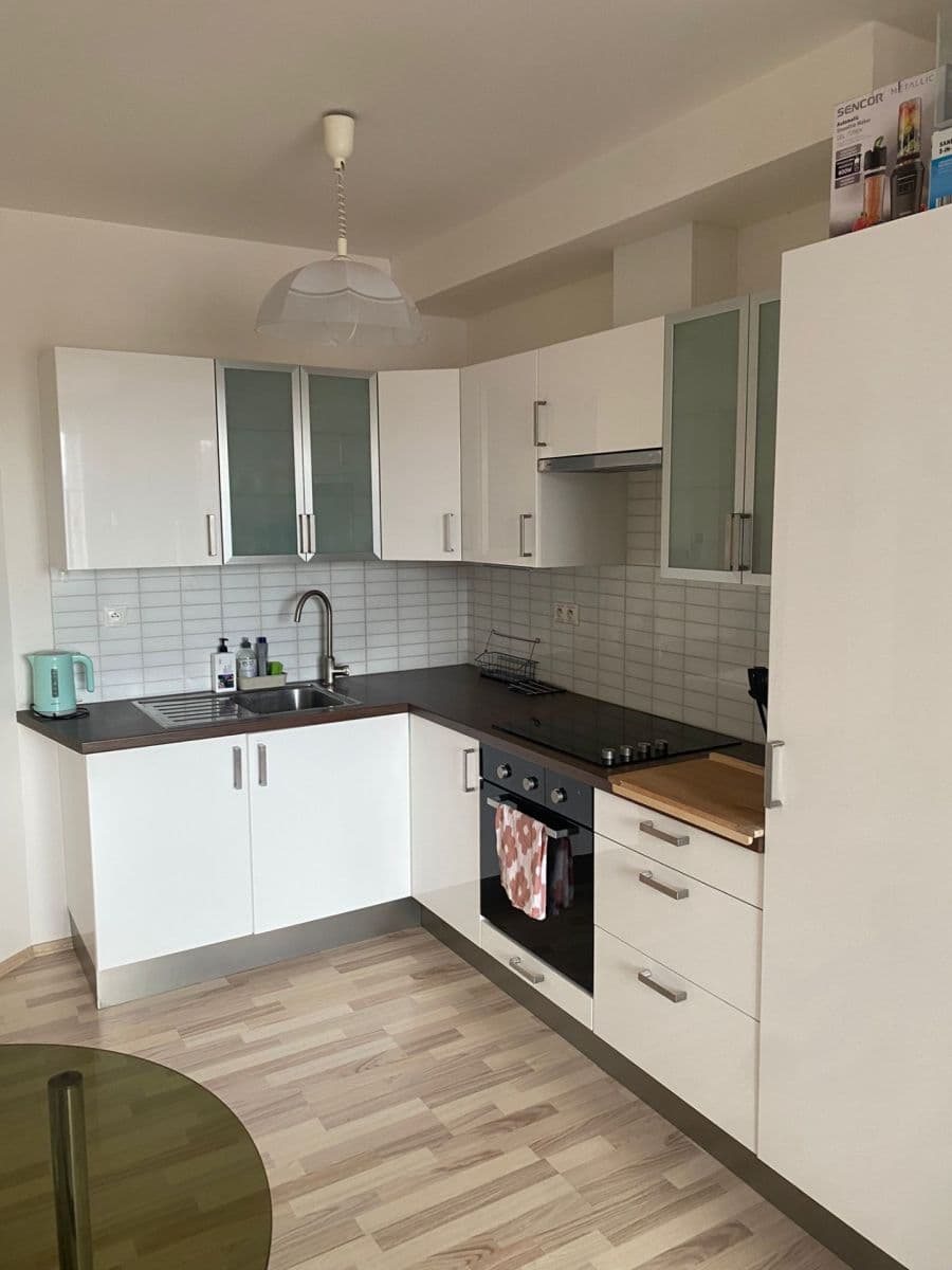 Pronájem bytu 2+kk 55 m², U Pivovaru, Benešov, Středočeský kraj Pronájem bytu 2+kk 55 m², U Pivovaru, Benešov, Středočeský kraj