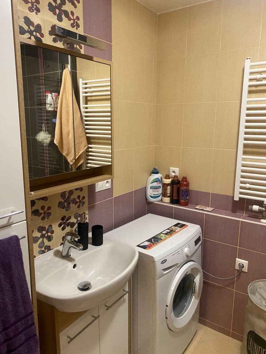 Pronájem bytu 2+kk 55 m², U Pivovaru, Benešov, Středočeský kraj Pronájem bytu 2+kk 55 m², U Pivovaru, Benešov, Středočeský kraj