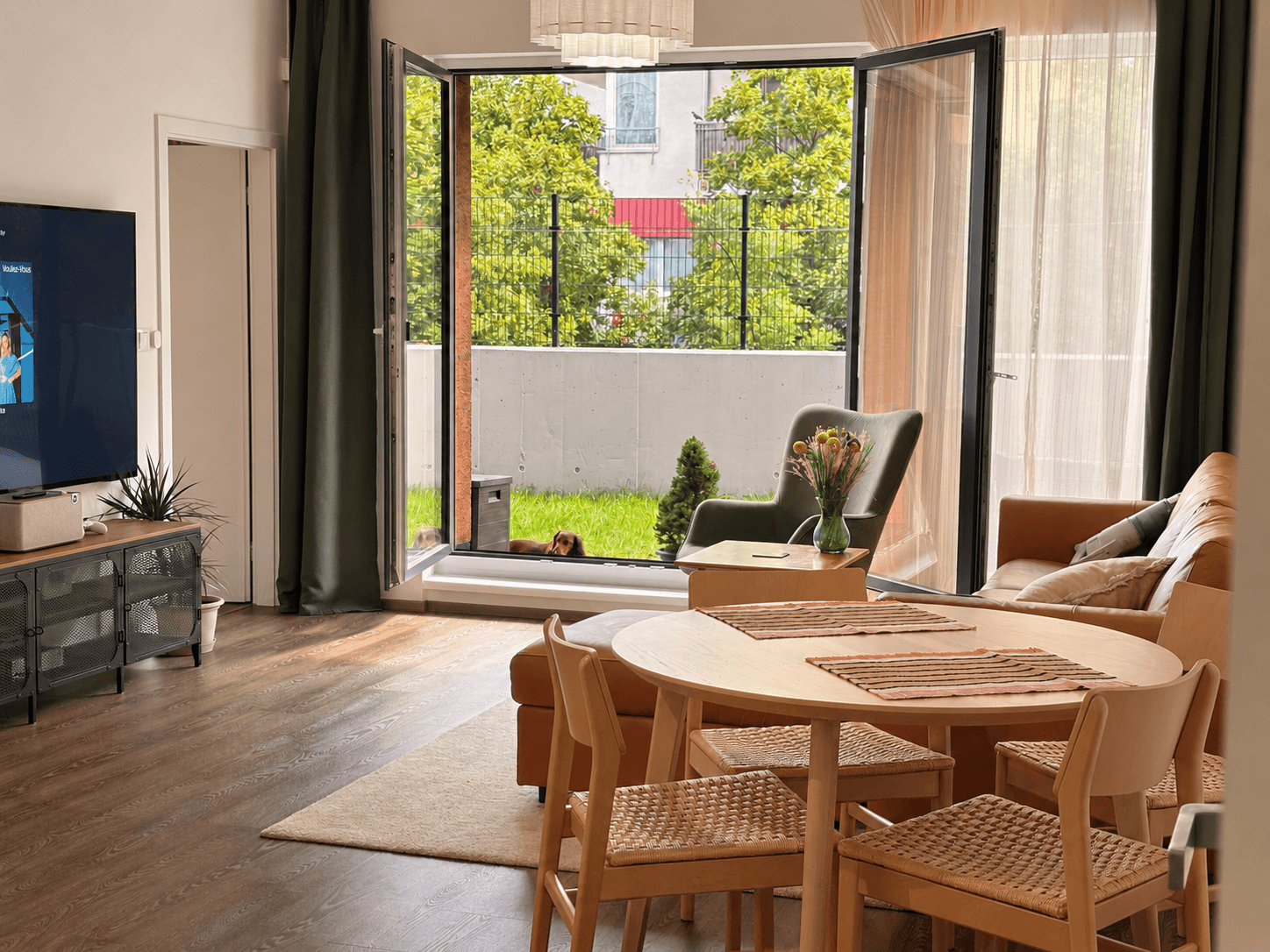 Pronájem bytu 2+kk 66 m², Gerstelova, Praha, Praha Pronájem bytu 2+kk 66 m², Gerstelova, Praha, Praha