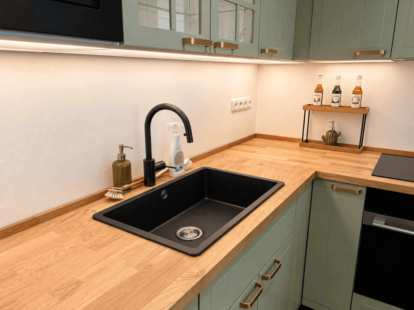 Pronájem bytu 2+kk 66 m², Gerstelova, Praha, Praha Pronájem bytu 2+kk 66 m², Gerstelova, Praha, Praha