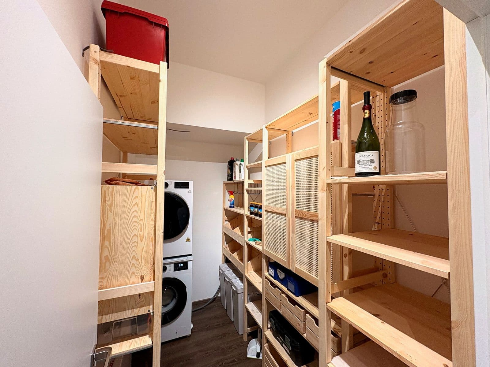 Pronájem bytu 2+kk 66 m², Gerstelova, Praha, Praha Pronájem bytu 2+kk 66 m², Gerstelova, Praha, Praha
