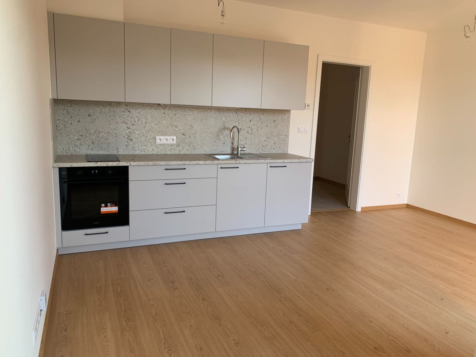 Pronájem bytu 1+kk 31 m², Šternovská, Praha, Praha Pronájem bytu 1+kk 31 m², Šternovská, Praha, Praha