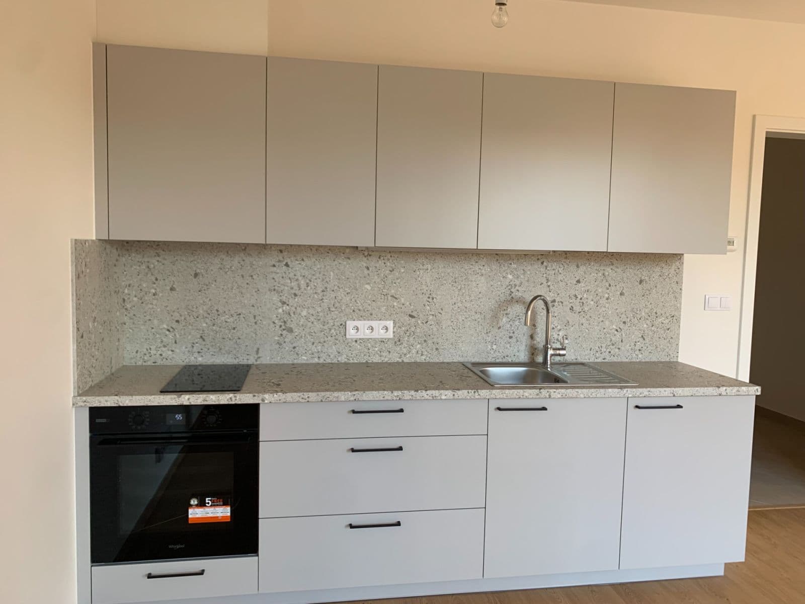 Pronájem bytu 1+kk 31 m², Šternovská, Praha, Praha Pronájem bytu 1+kk 31 m², Šternovská, Praha, Praha