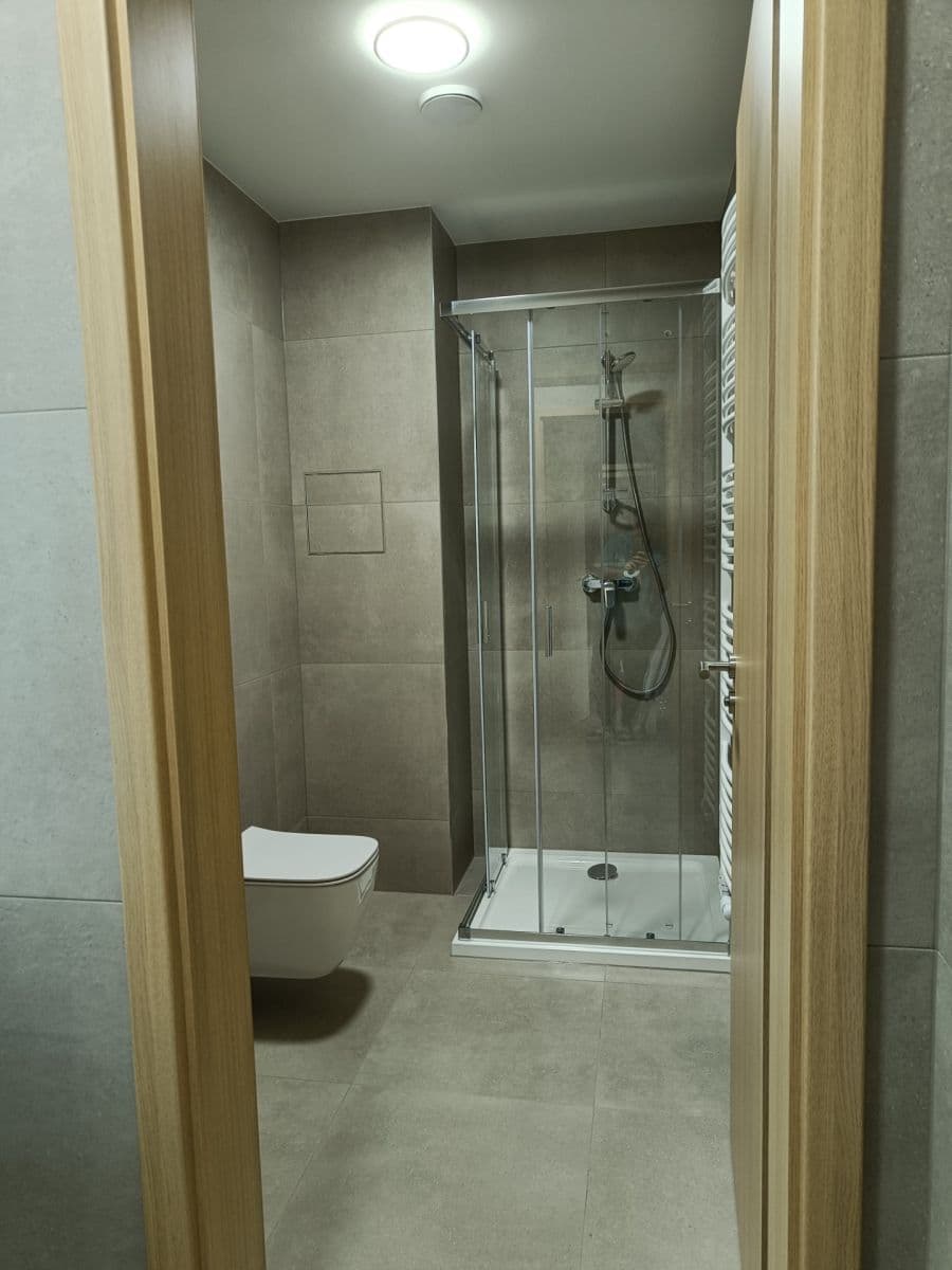 Pronájem bytu 1+kk 30 m², Brněnská, Šlapanice, Jihomoravský kraj Pronájem bytu 1+kk 30 m², Brněnská, Šlapanice, Jihomoravský kraj