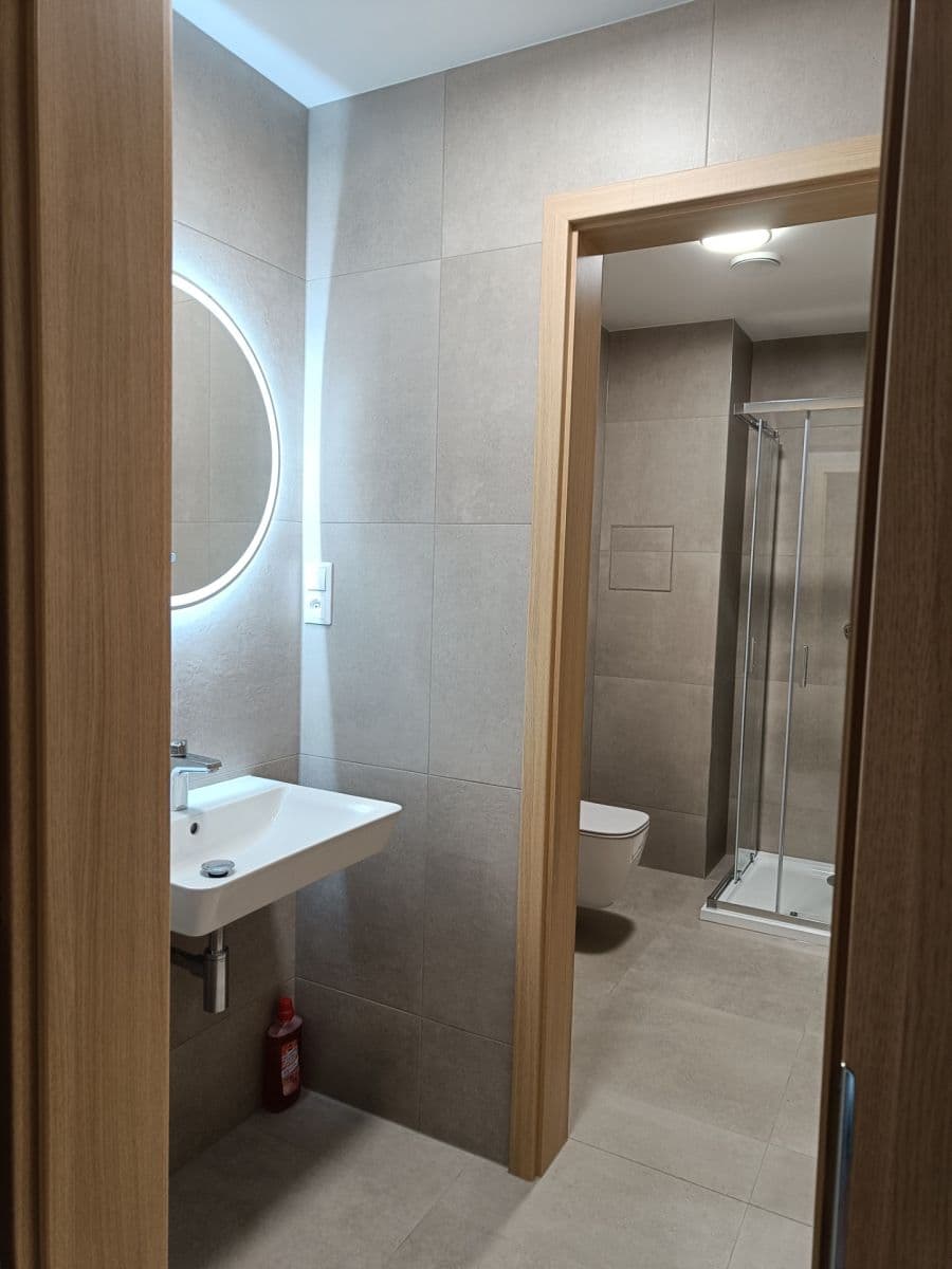Pronájem bytu 1+kk 30 m², Brněnská, Šlapanice, Jihomoravský kraj Pronájem bytu 1+kk 30 m², Brněnská, Šlapanice, Jihomoravský kraj