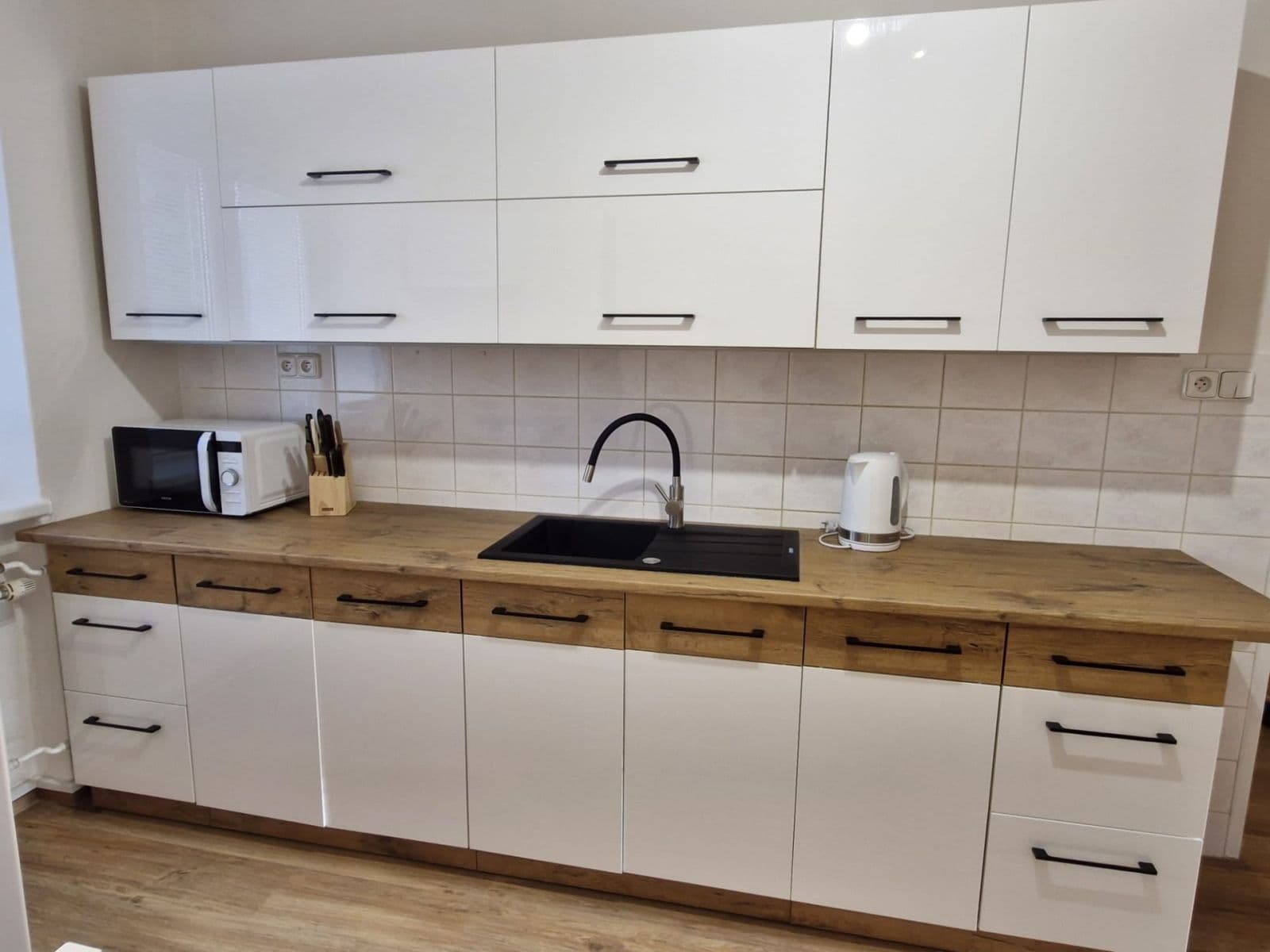 Pronájem bytu 2+1 56 m², Padělky II, Zlín, Zlínský kraj Pronájem bytu 2+1 56 m², Padělky II, Zlín, Zlínský kraj