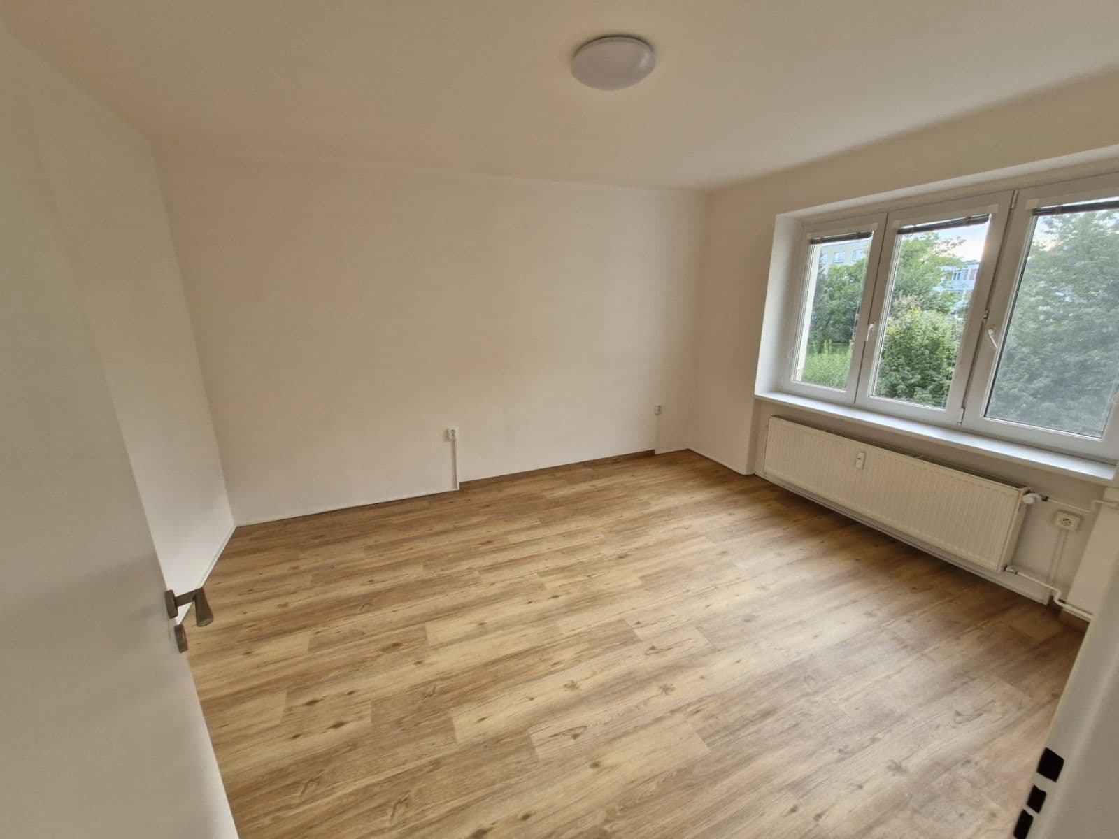 Pronájem bytu 2+1 56 m², Padělky II, Zlín, Zlínský kraj Pronájem bytu 2+1 56 m², Padělky II, Zlín, Zlínský kraj