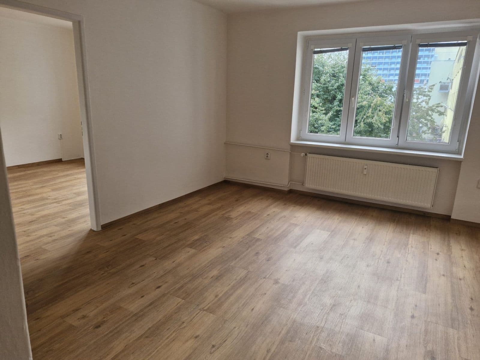 Pronájem bytu 2+1 56 m², Padělky II, Zlín, Zlínský kraj Pronájem bytu 2+1 56 m², Padělky II, Zlín, Zlínský kraj