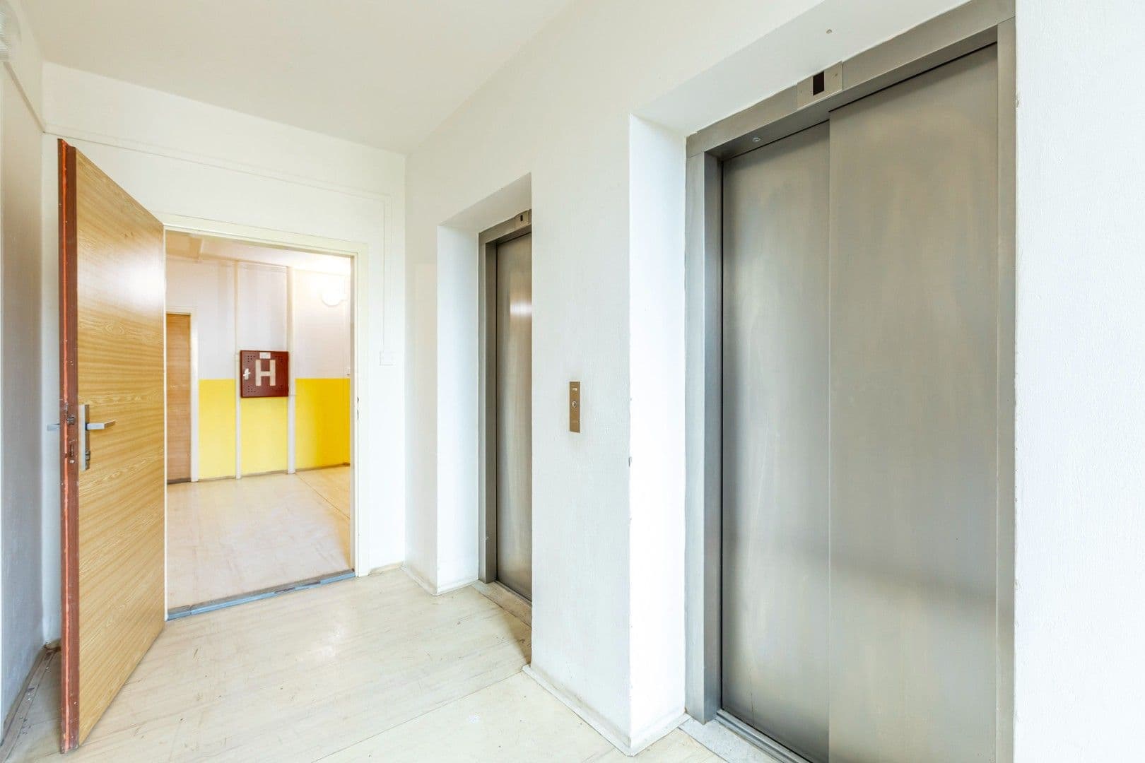 Pronájem bytu 2+kk 49 m², Gabinova, Praha, Praha Pronájem bytu 2+kk 49 m², Gabinova, Praha, Praha