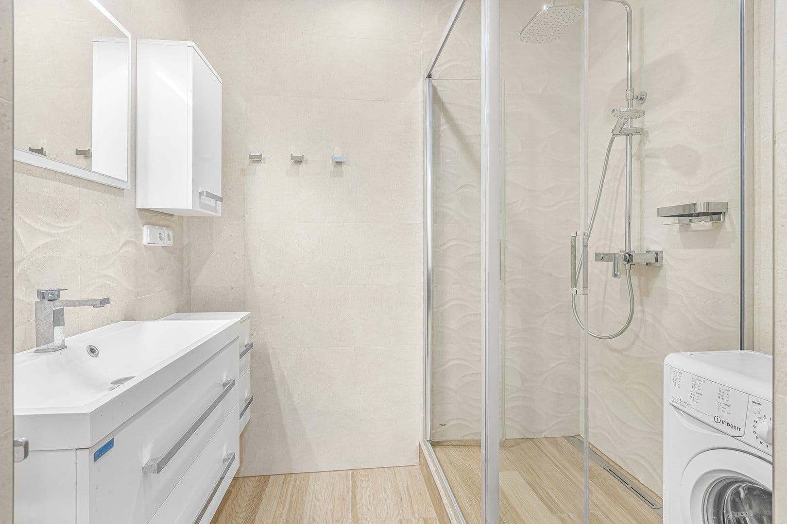 Pronájem bytu 3+1 74 m², Přemyslovská, Praha, Praha Pronájem bytu 3+1 74 m², Přemyslovská, Praha, Praha