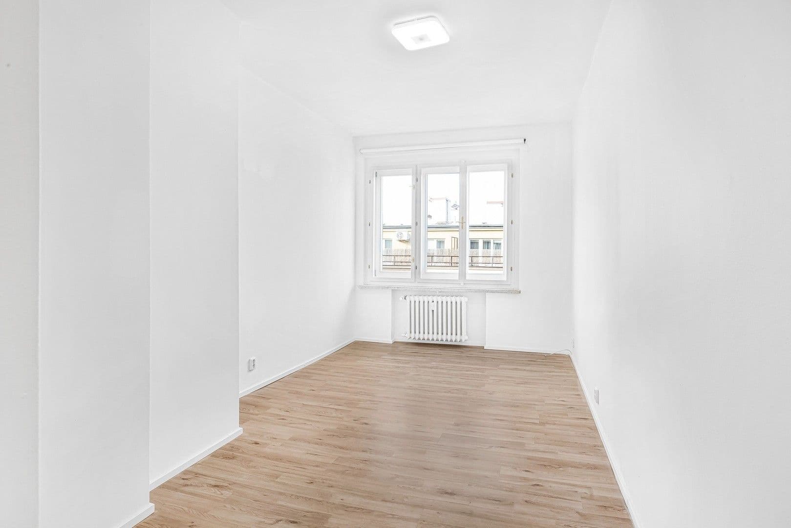 Pronájem bytu 3+1 74 m², Přemyslovská, Praha, Praha Pronájem bytu 3+1 74 m², Přemyslovská, Praha, Praha