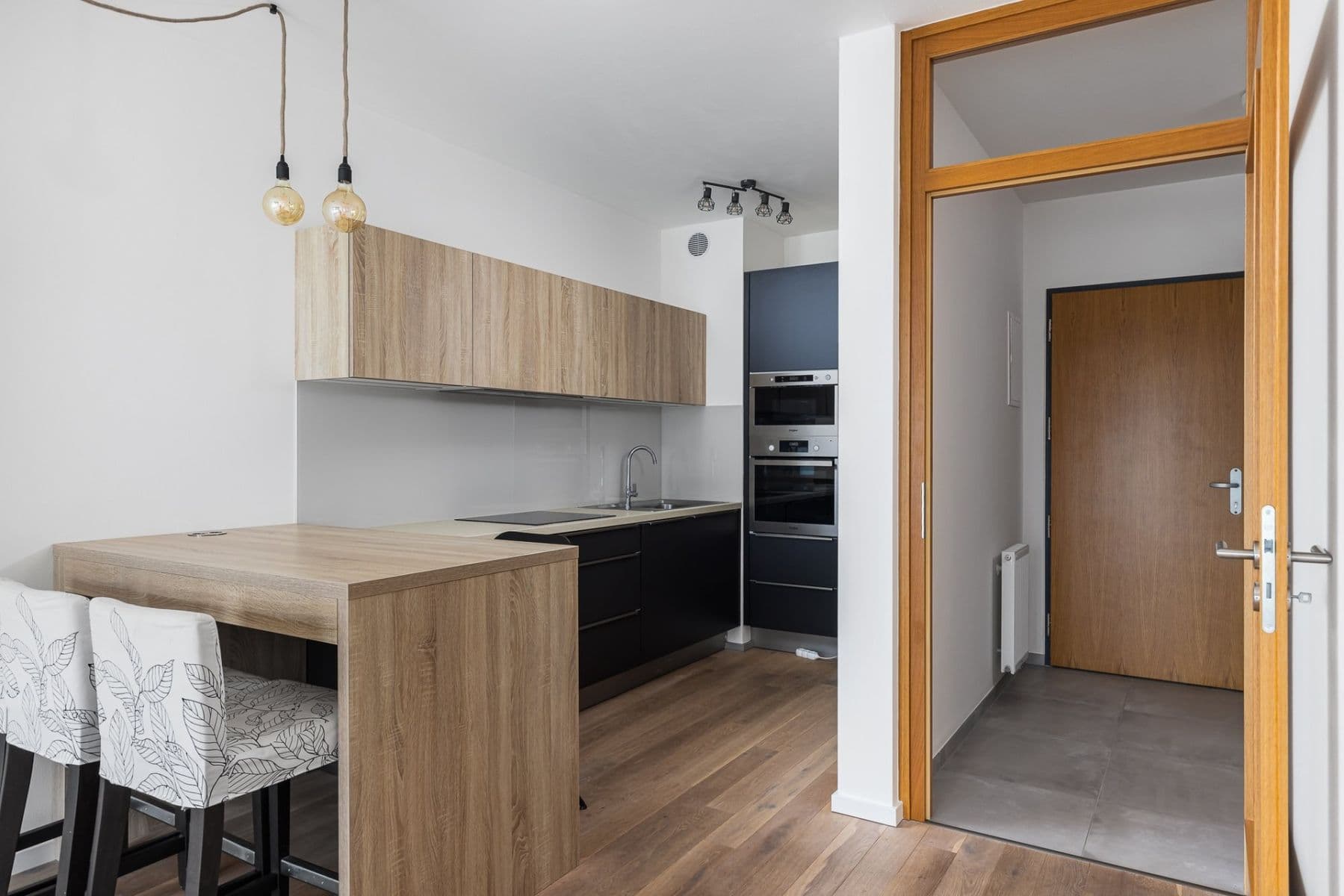 Pronájem bytu 2+kk 51 m², Květnového vítězství, Praha, Praha Pronájem bytu 2+kk 51 m², Květnového vítězství, Praha, Praha
