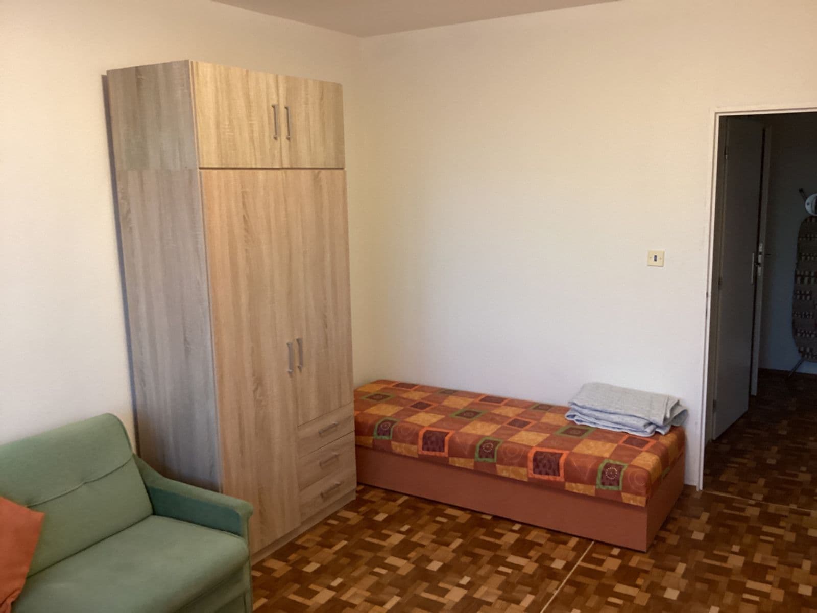 Pronájem bytu 3+1 15 m², U Jezera, Praha, Praha Pronájem bytu 3+1 15 m², U Jezera, Praha, Praha