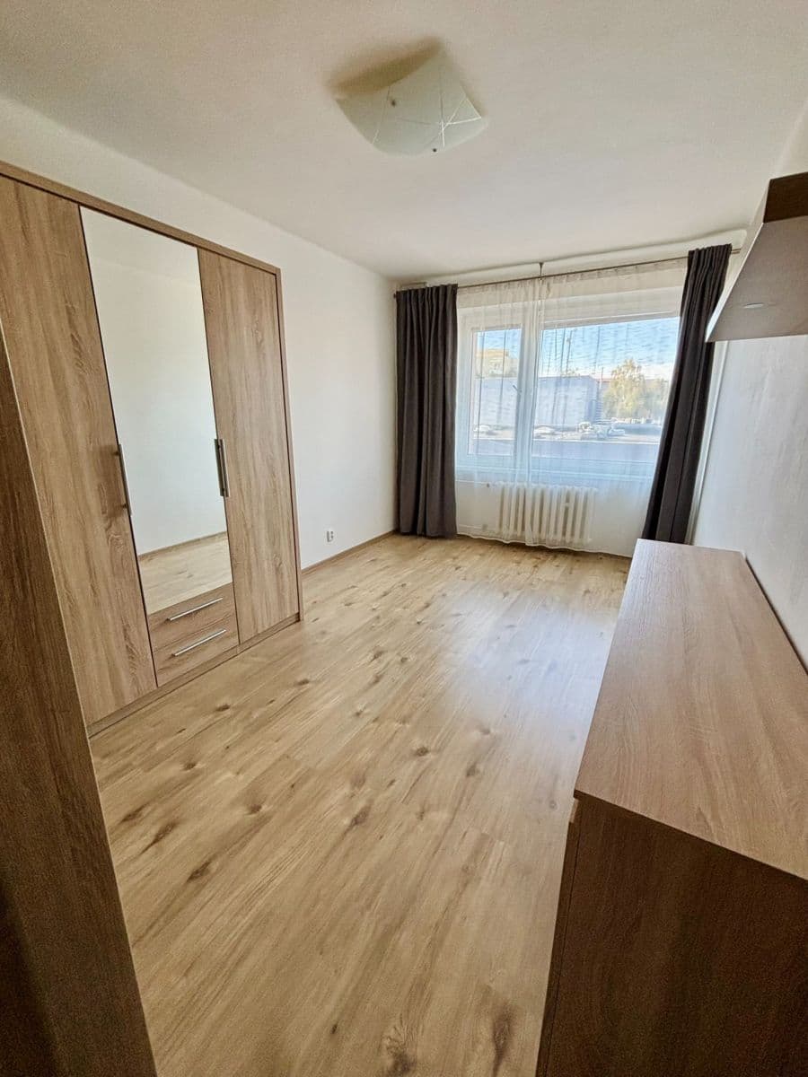 Pronájem bytu 2+kk 54 m², Bludovická, Praha, Praha Pronájem bytu 2+kk 54 m², Bludovická, Praha, Praha