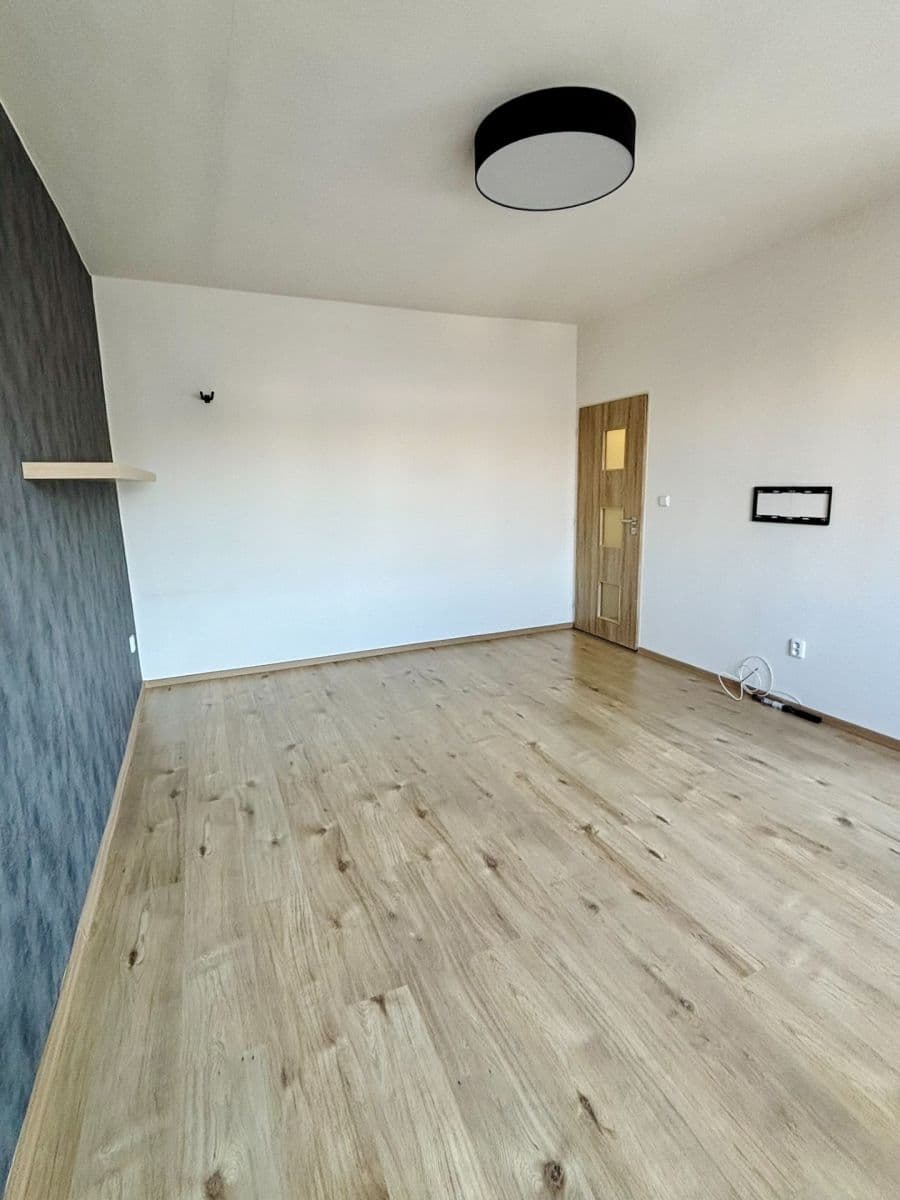 Pronájem bytu 2+kk 54 m², Bludovická, Praha, Praha Pronájem bytu 2+kk 54 m², Bludovická, Praha, Praha